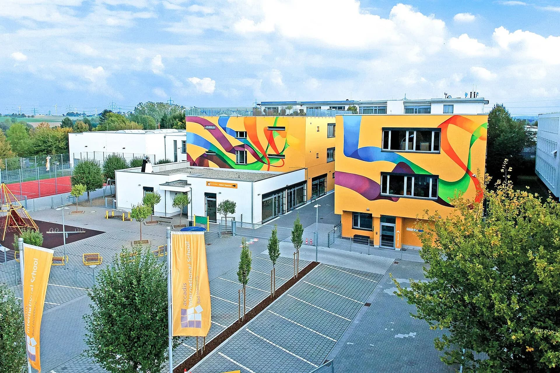 Luftbild des accadis-Campus in Bad Homburg
