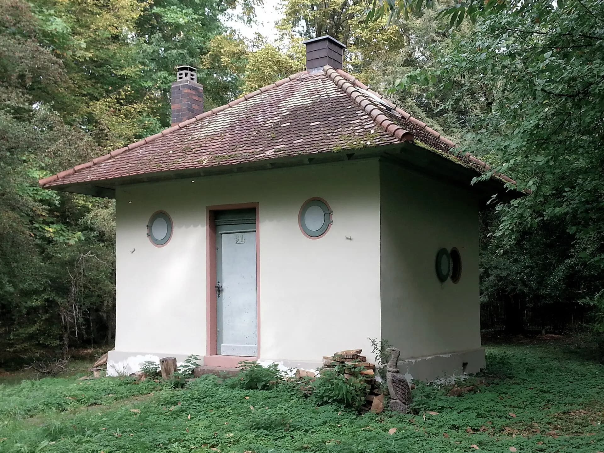 Alexanderburg im Kranichsteiner Wald in Darmstadt
