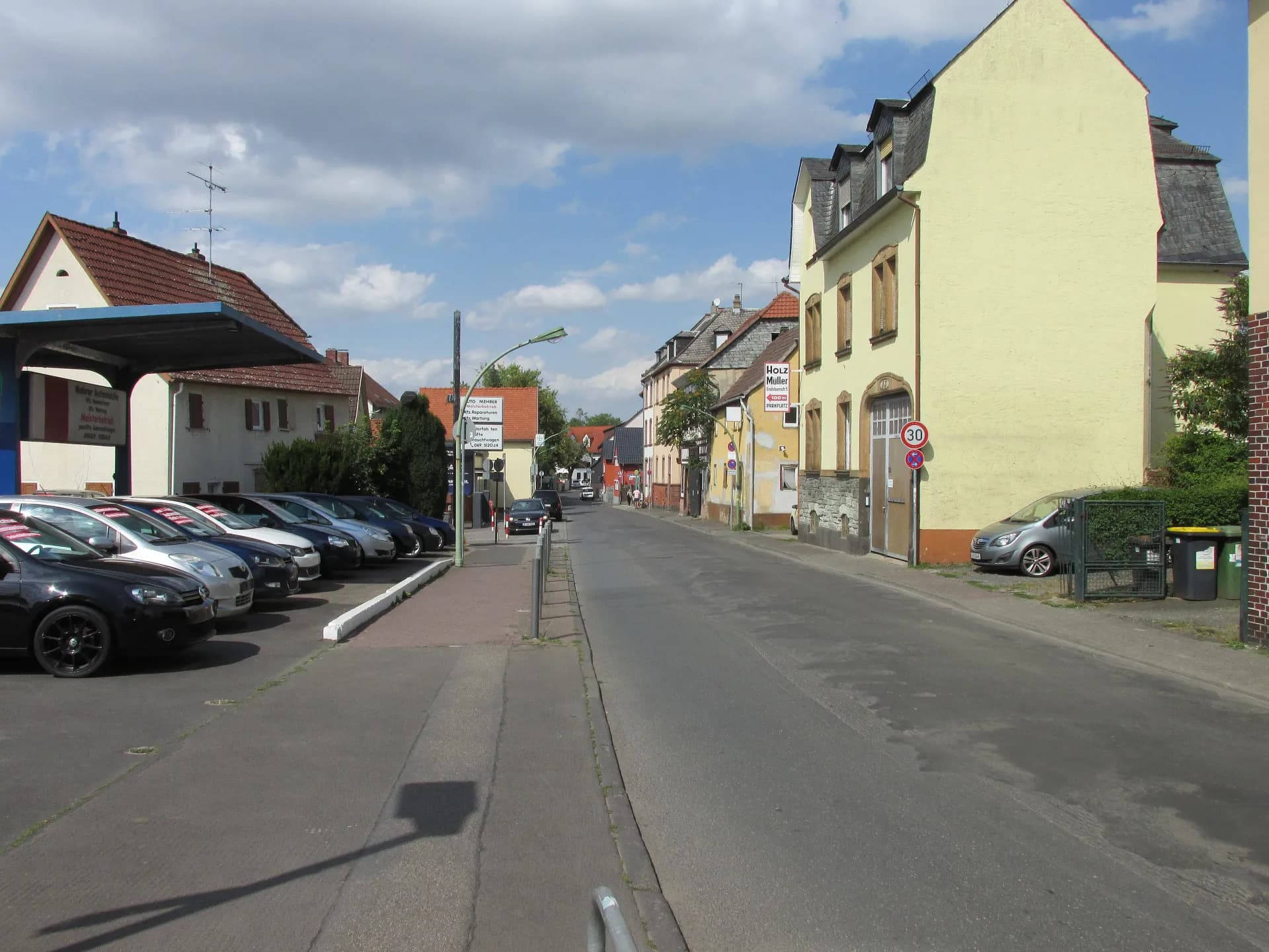 Ortsdurchfahrt Alt-Eschersheim in Frankfurt Eschersheim