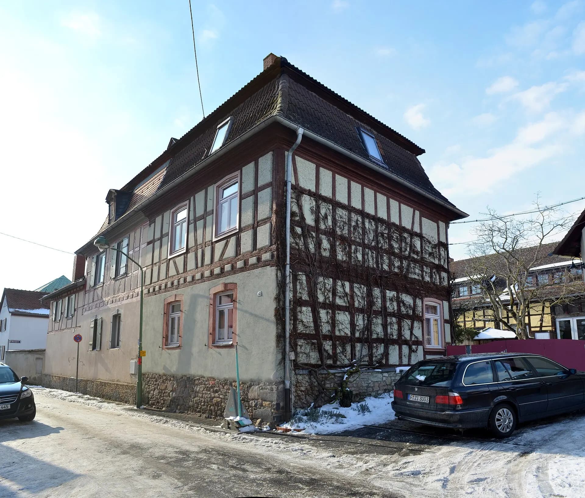 Fachwerkhaus Alt-Niederursel 40-42 in Frankfurt Niederursel