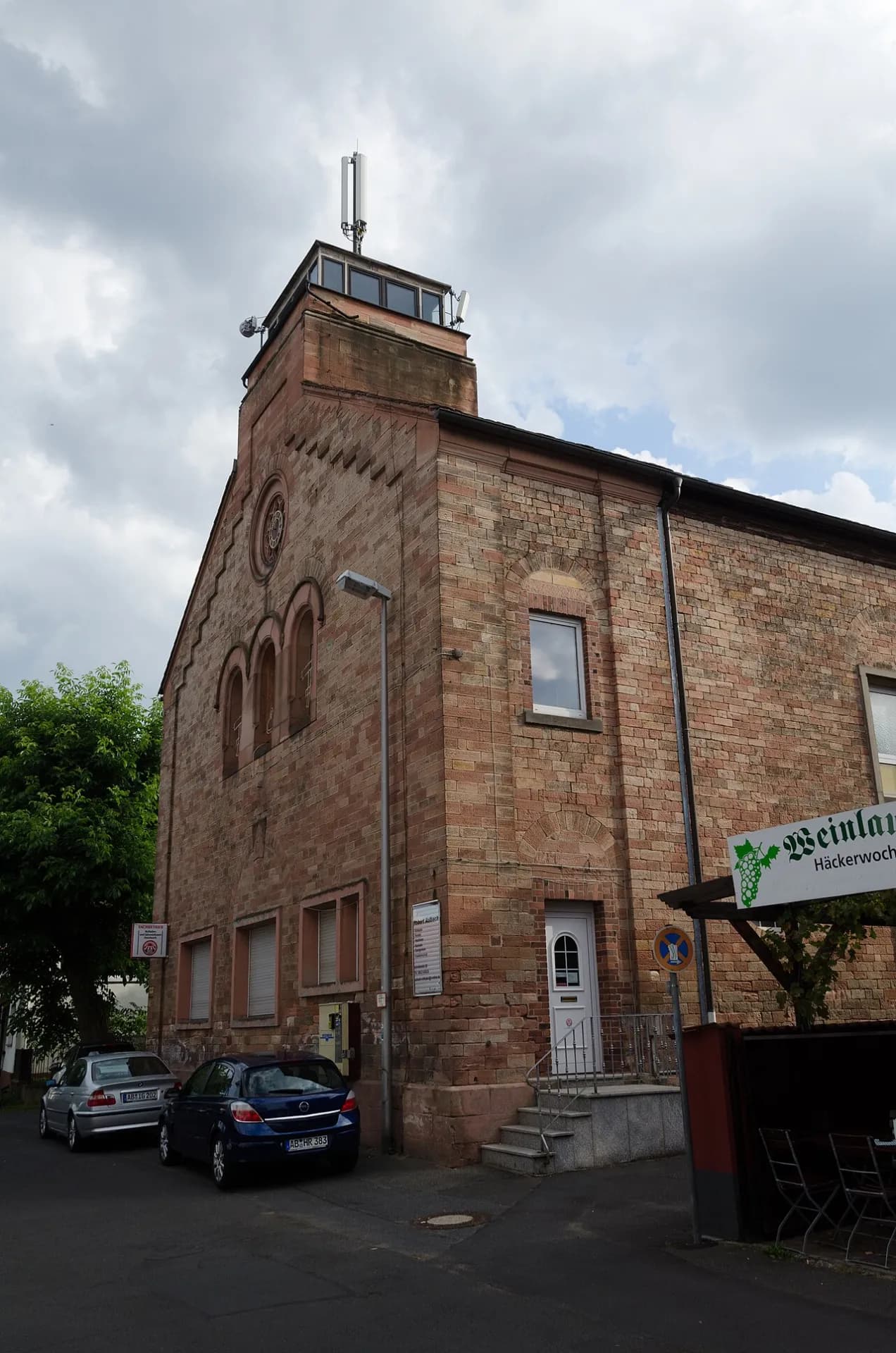 Alte Kirche an der Schollstraße in Haibach