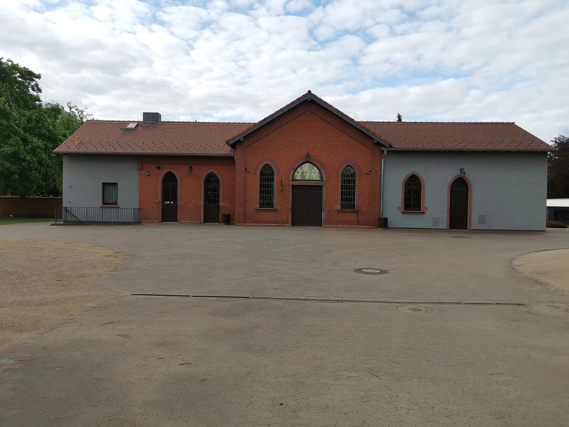 Trauerhalle auf dem Alten Friedhof in Neu-Isenburg