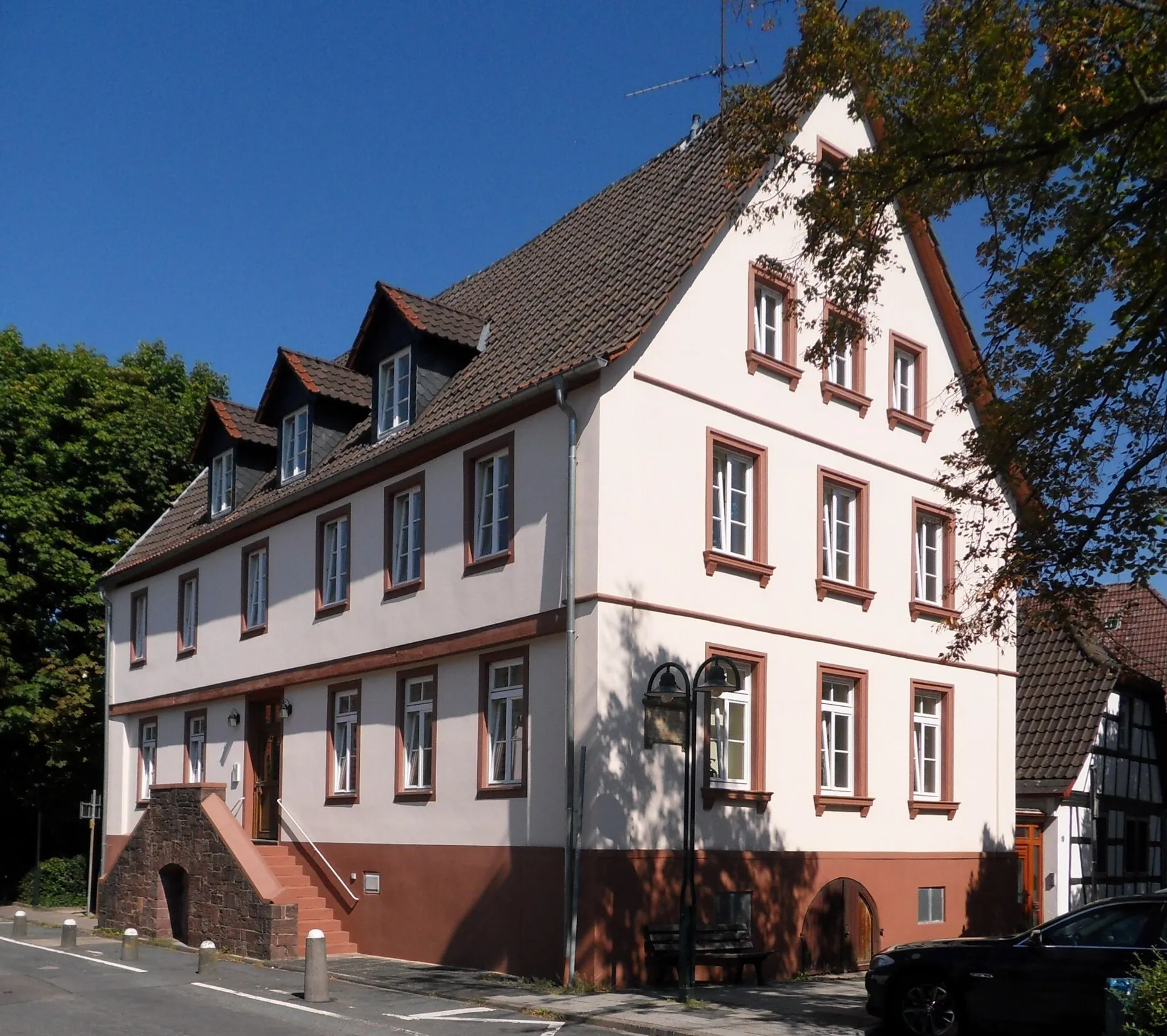 Altes Rathaus an der Taunusstraße in Dreieich-Dreieichenhain