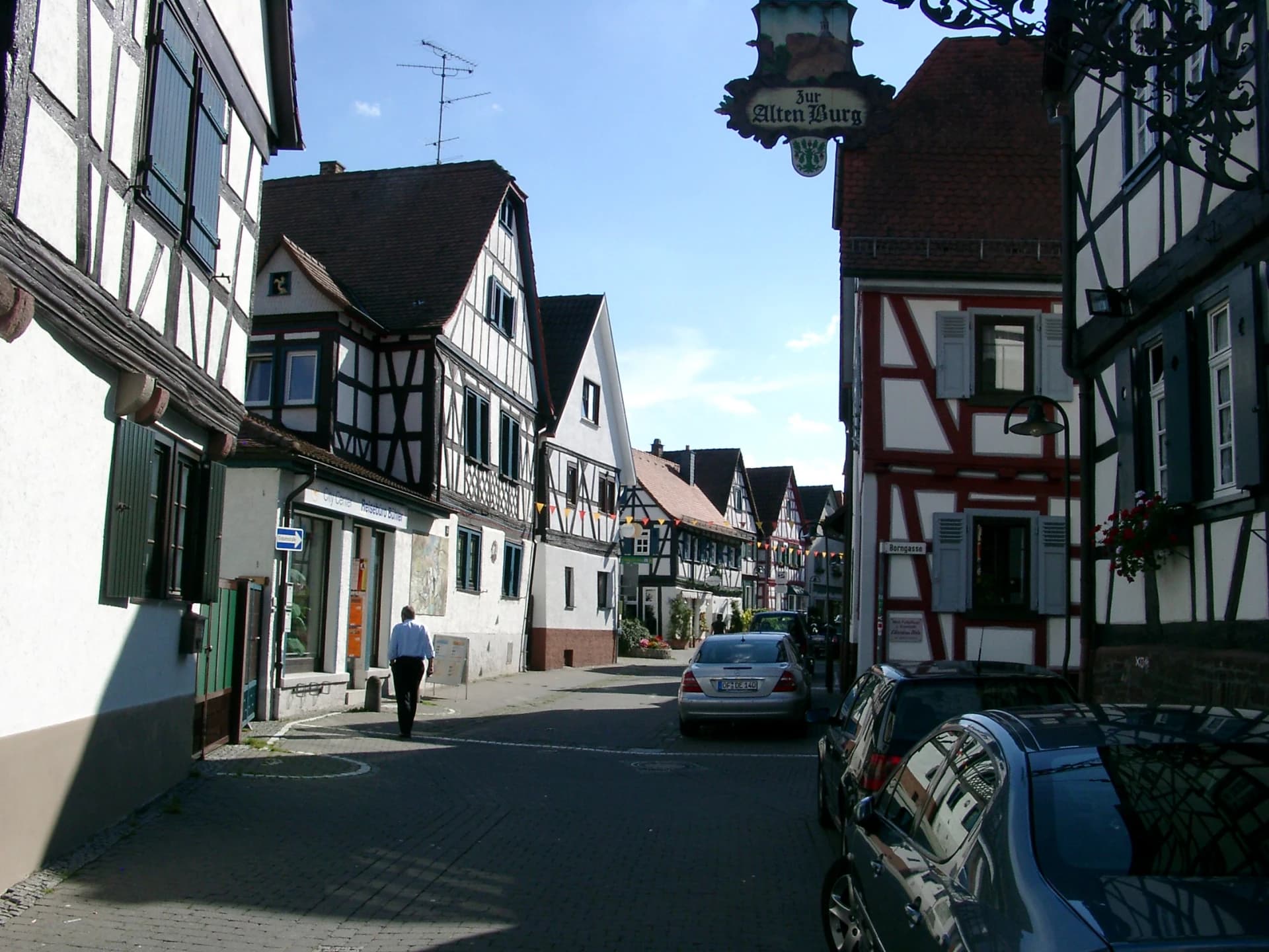 Fachwerkgasse in der Altstadt von Dreieich-Dreieichenhain