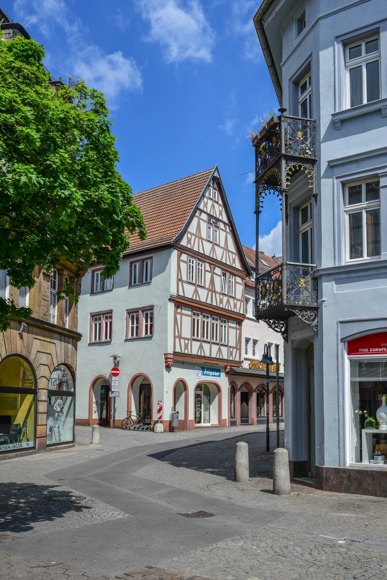 Fachwerkhaus an der Sandgasse in der Altstadt von Aschaffenburg