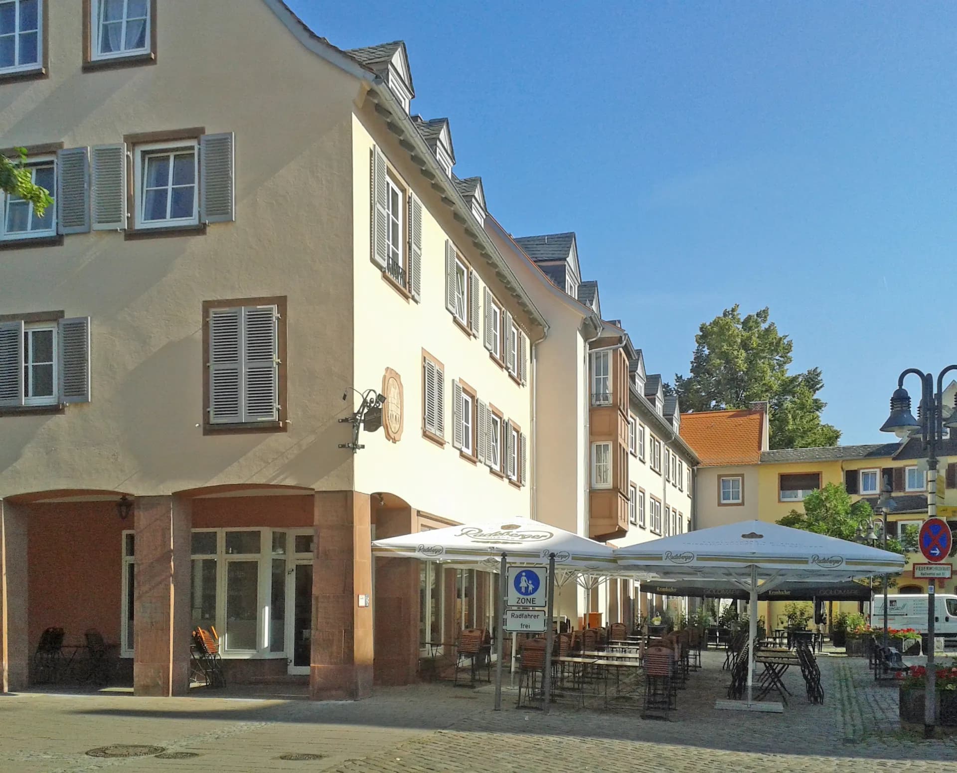 Außengastronomie am Altstädter Markt in Hanau