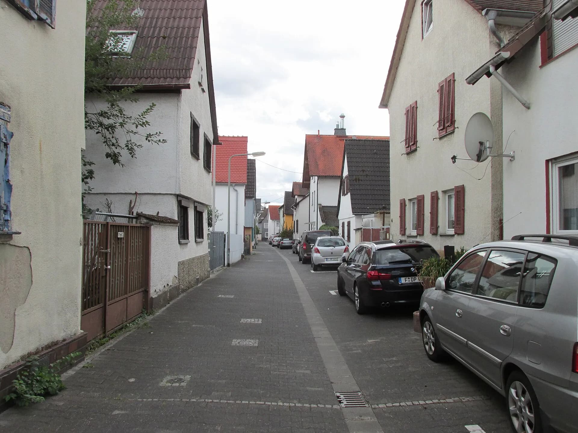 Straße Am Graben in Frankfurt Schwanheim
