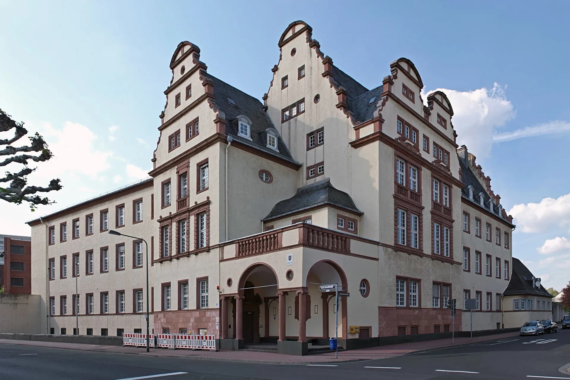 Amtsgericht in Frankfurt Höchst