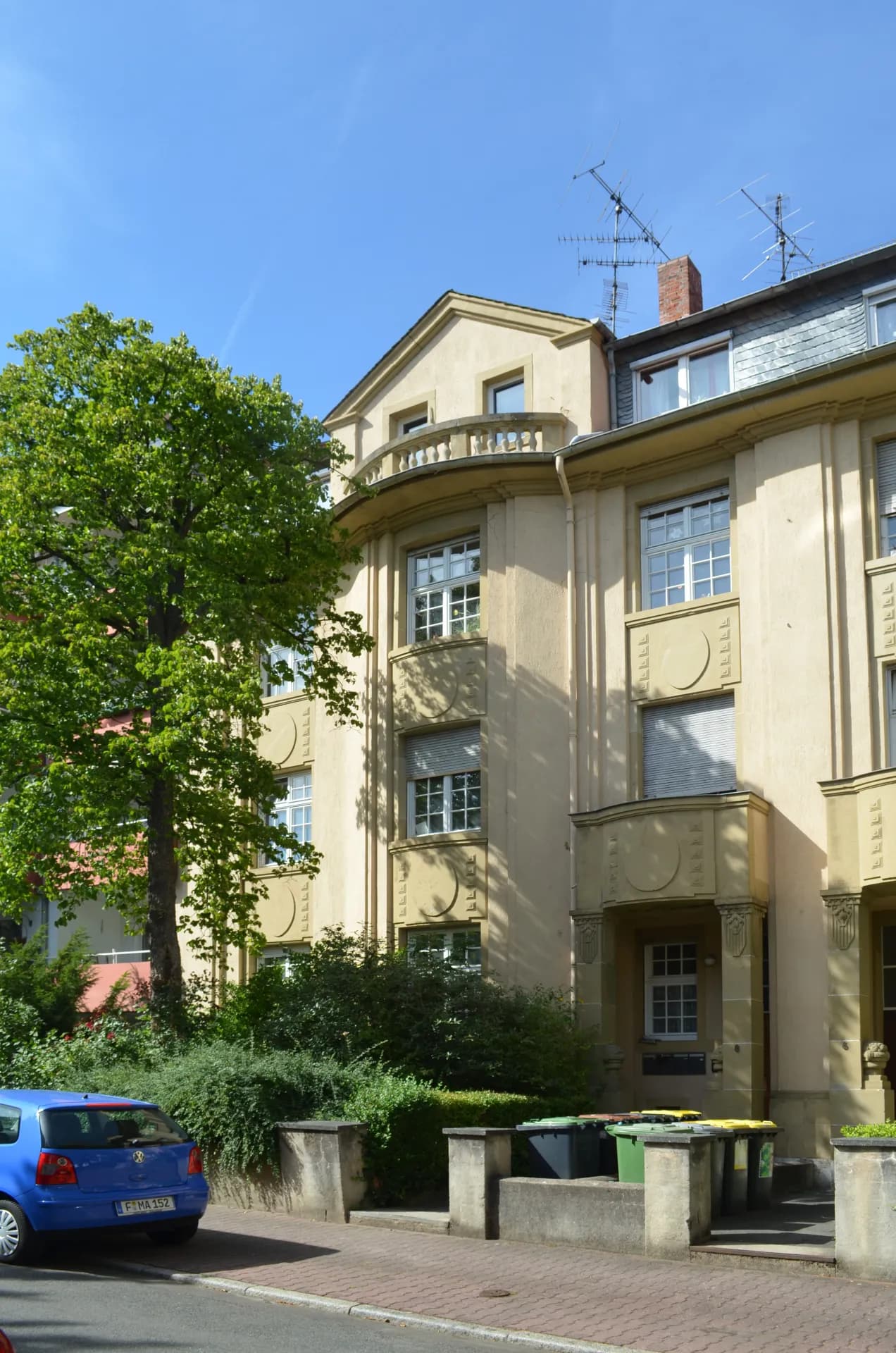 Eckansicht der Wohnbebauung An der Mannsfaust in Frankfurt-Oberrad