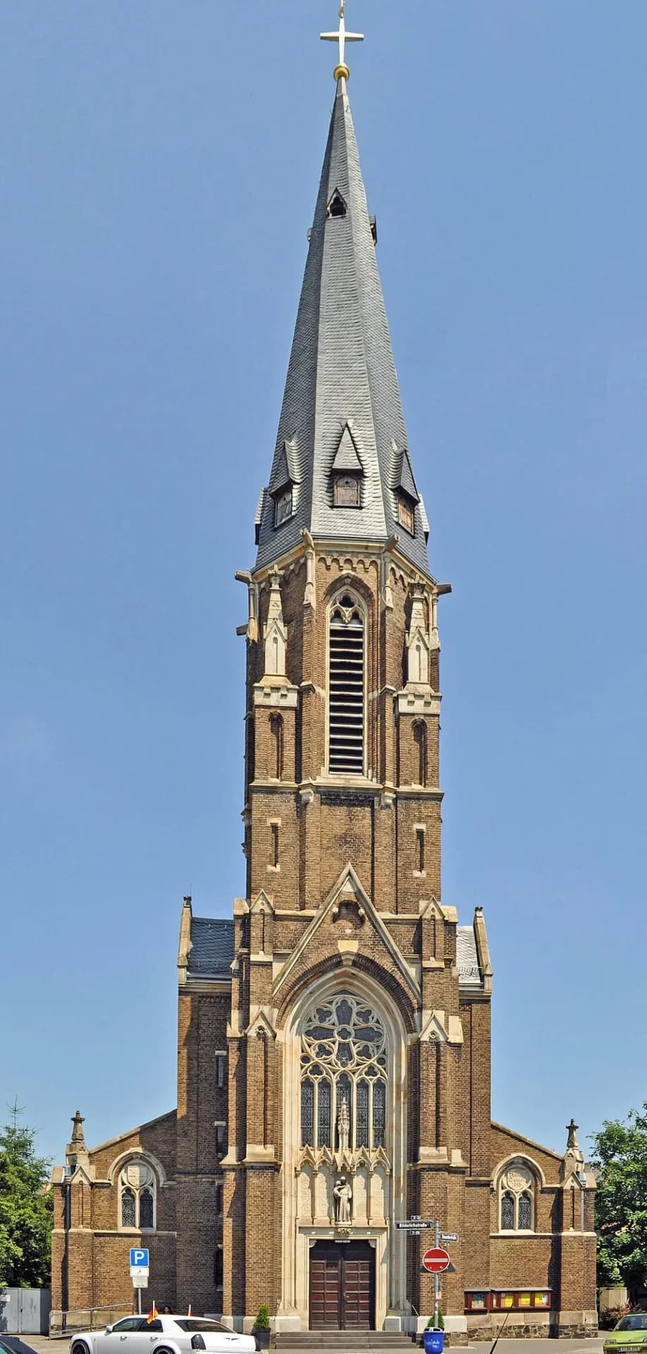 Antoniuskirche in Frankfurt Rödelheim
