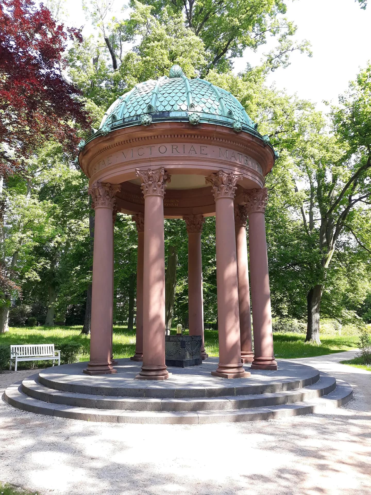 Auguste-Victoria-Brunnen im Kurpark in Bad Homburg
