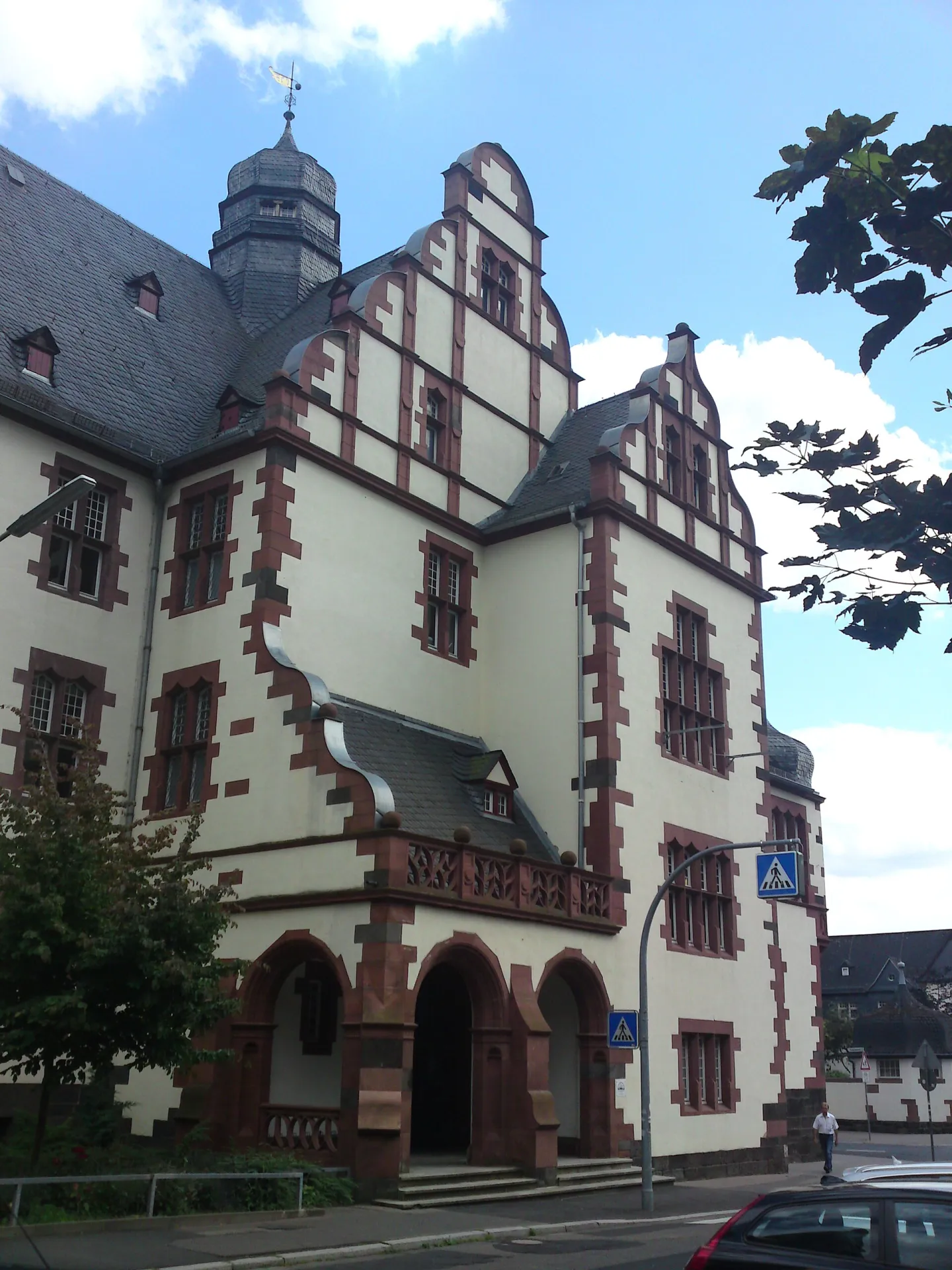 Altbau der Augustinerschule in Friedberg (Hessen)