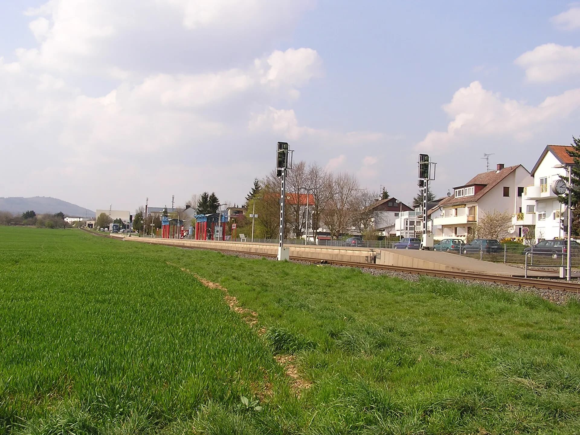 Haltepunkt der Königsteiner Bahn in Liederbach am Taunus