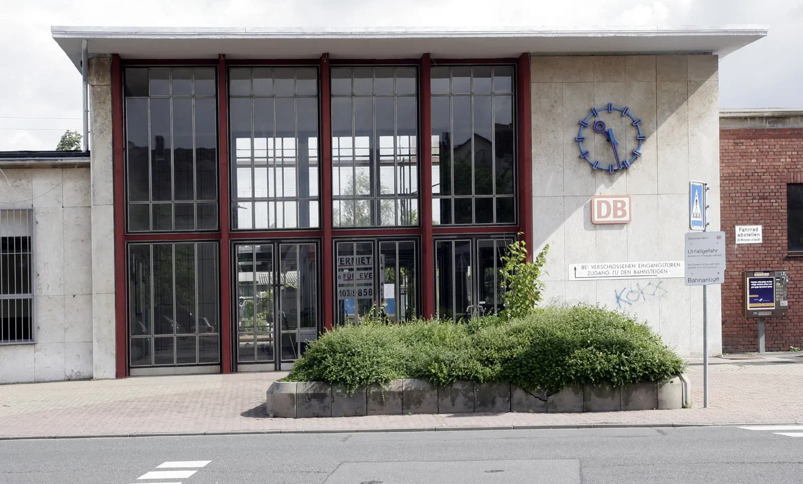 Empfangsgebäude des Bahnhofs Groß-Gerau
