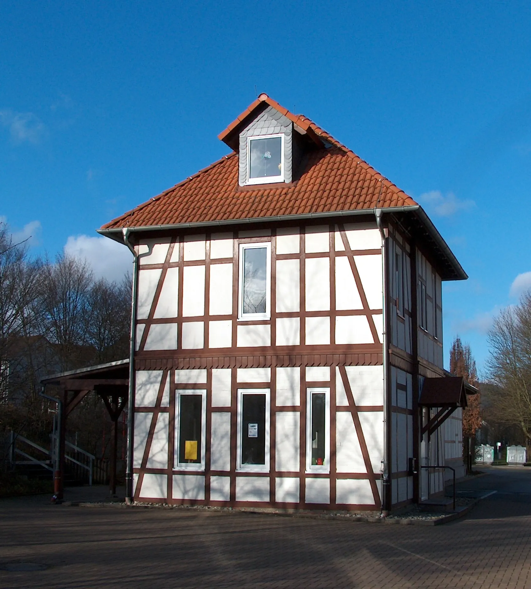 Fachwerk-Bahnhofsgebäude in Kelkheim-Münster