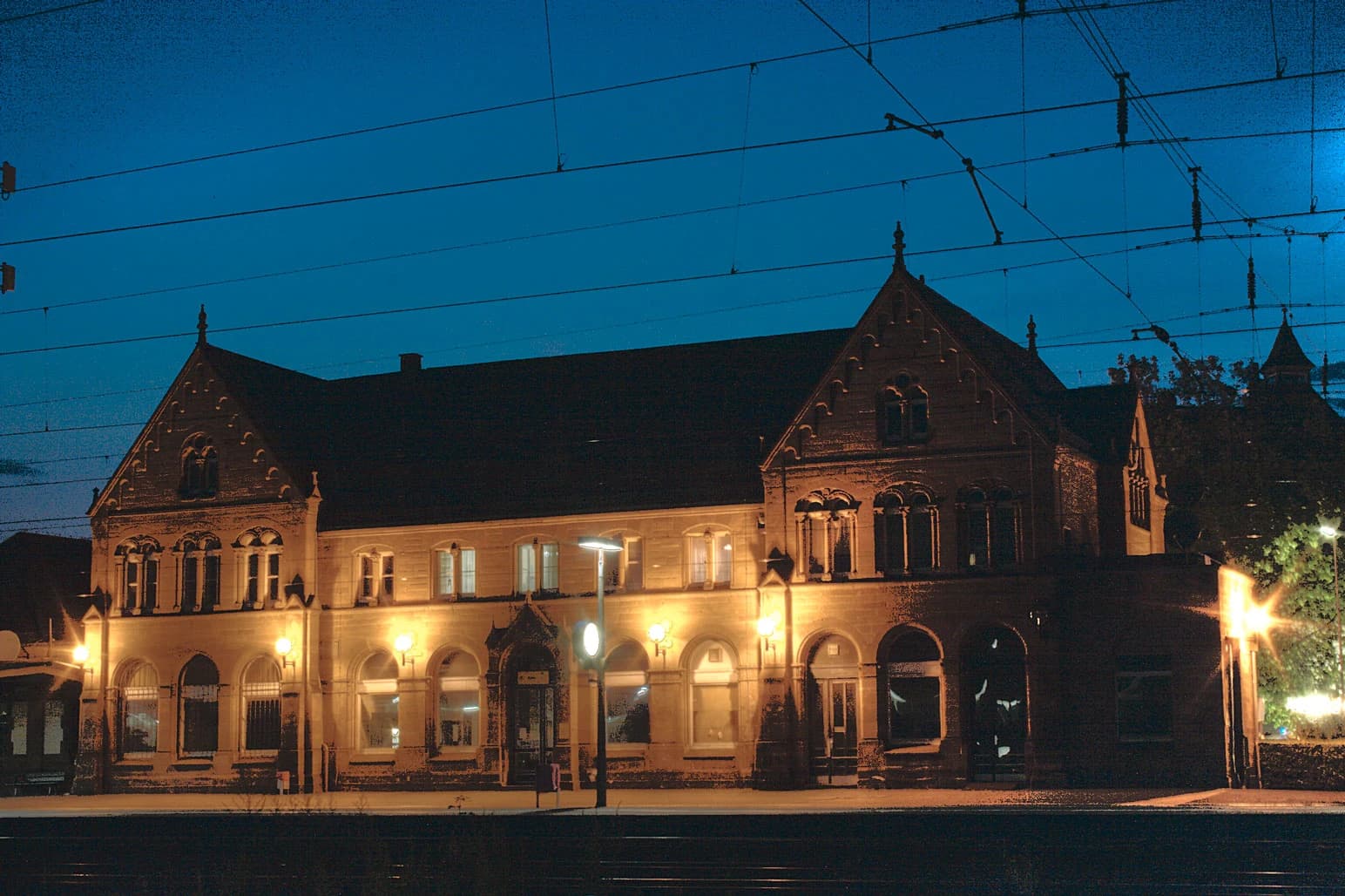 Bahnhof Gelnhausen bei Nacht