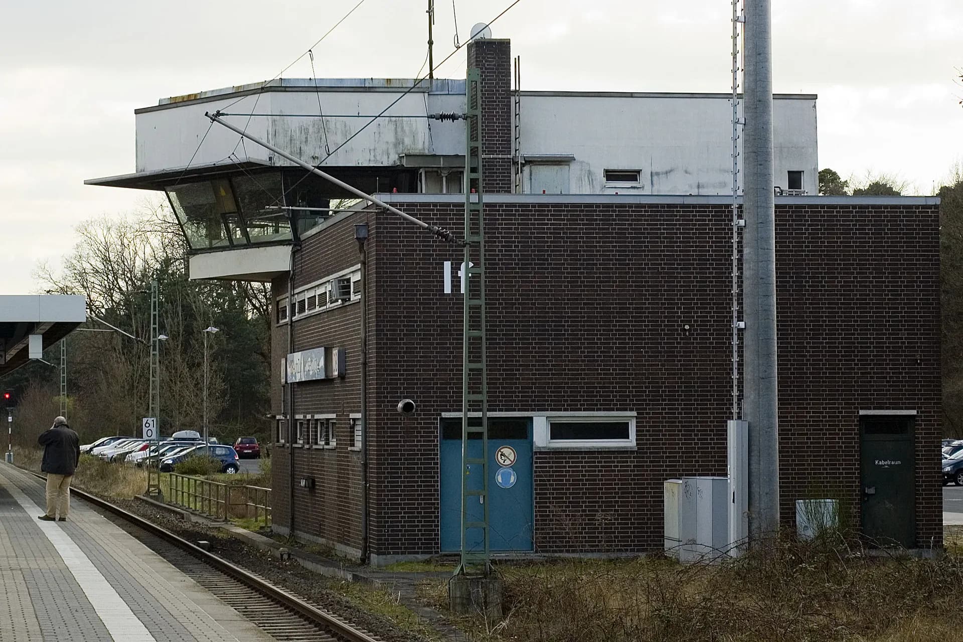 Stellwerk am Bahnhof Neu-Isenburg