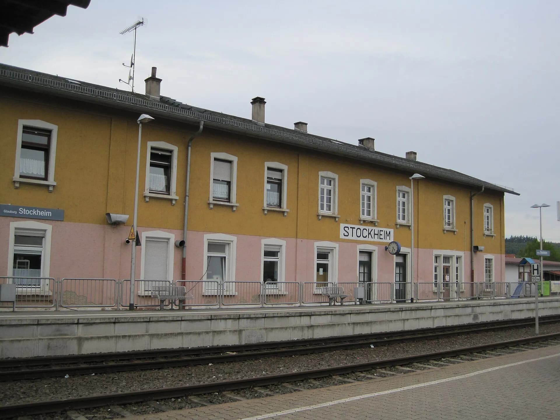 Empfangsgebäude am Bahnhof Glauburg-Stockheim