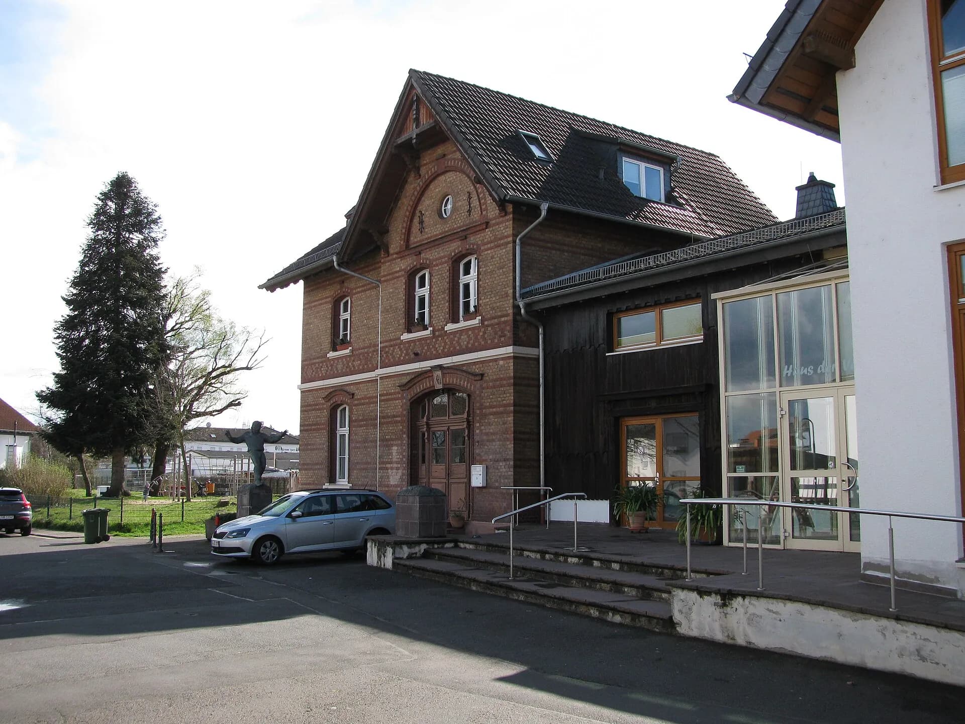 Bahnhof Eppertshausen von der Straßenseite