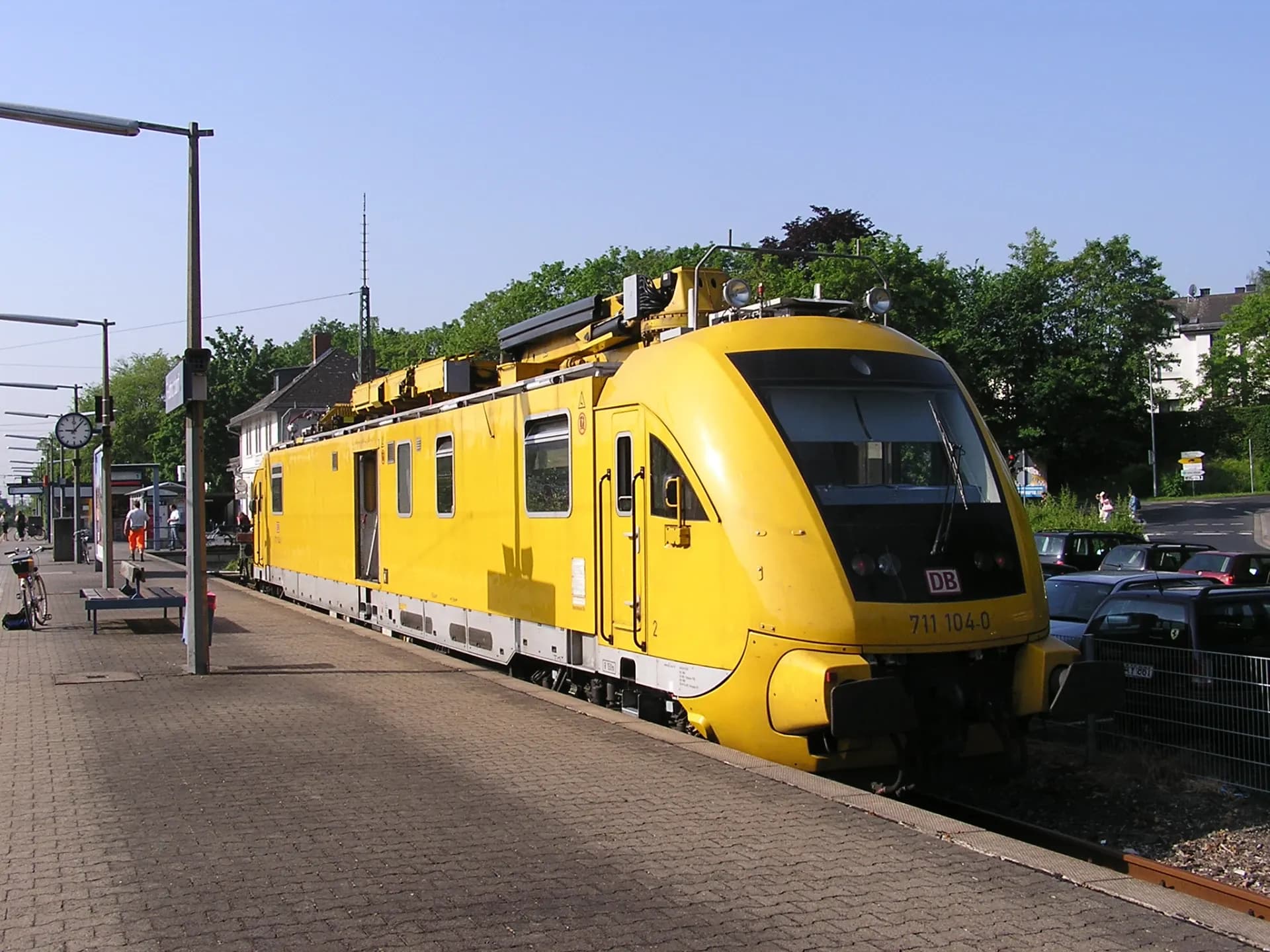 Turmtriebwagen am Bahnhof Friedrichsdorf