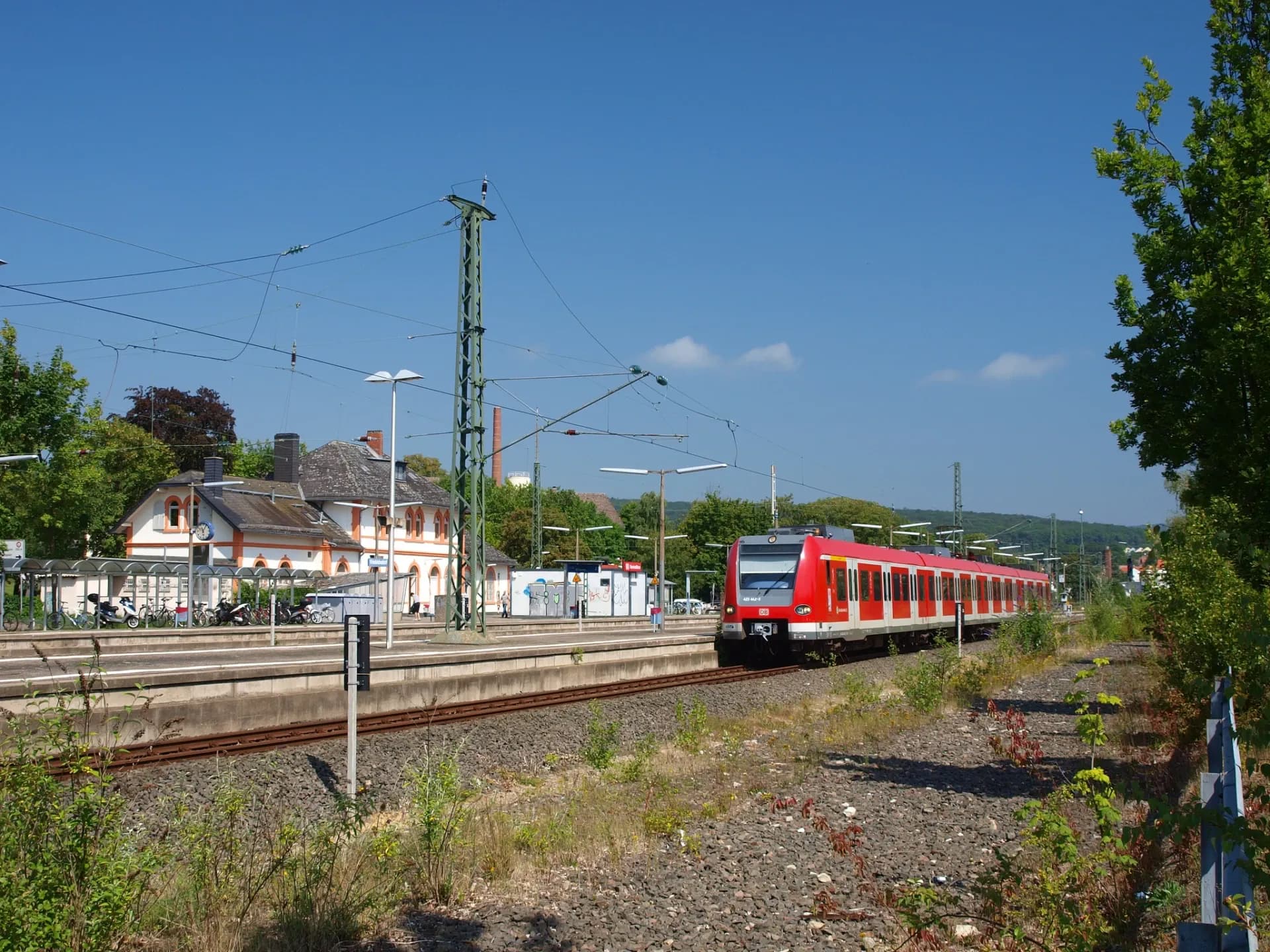 Bahnhof Friedrichsdorf von Osten