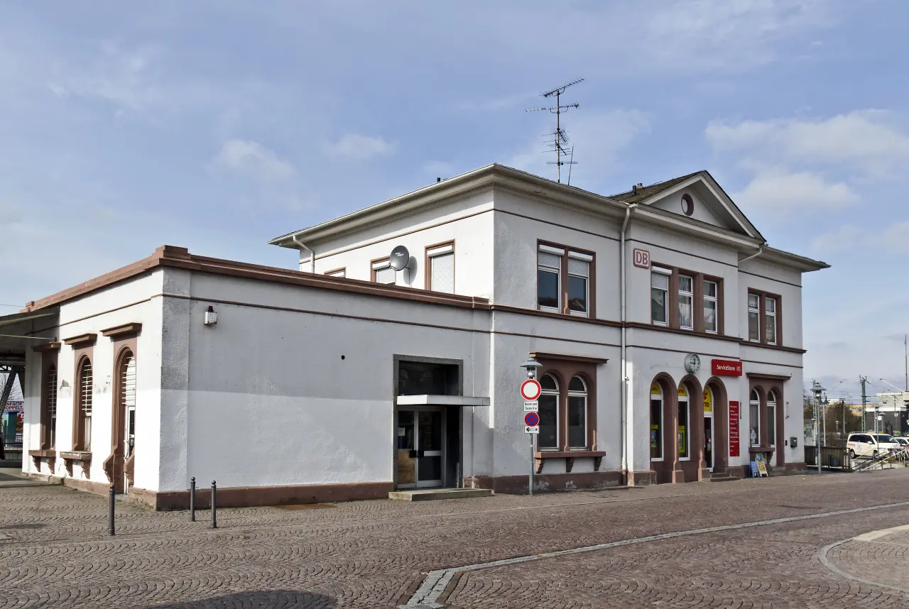 Bahnhof Langen (Hessen)