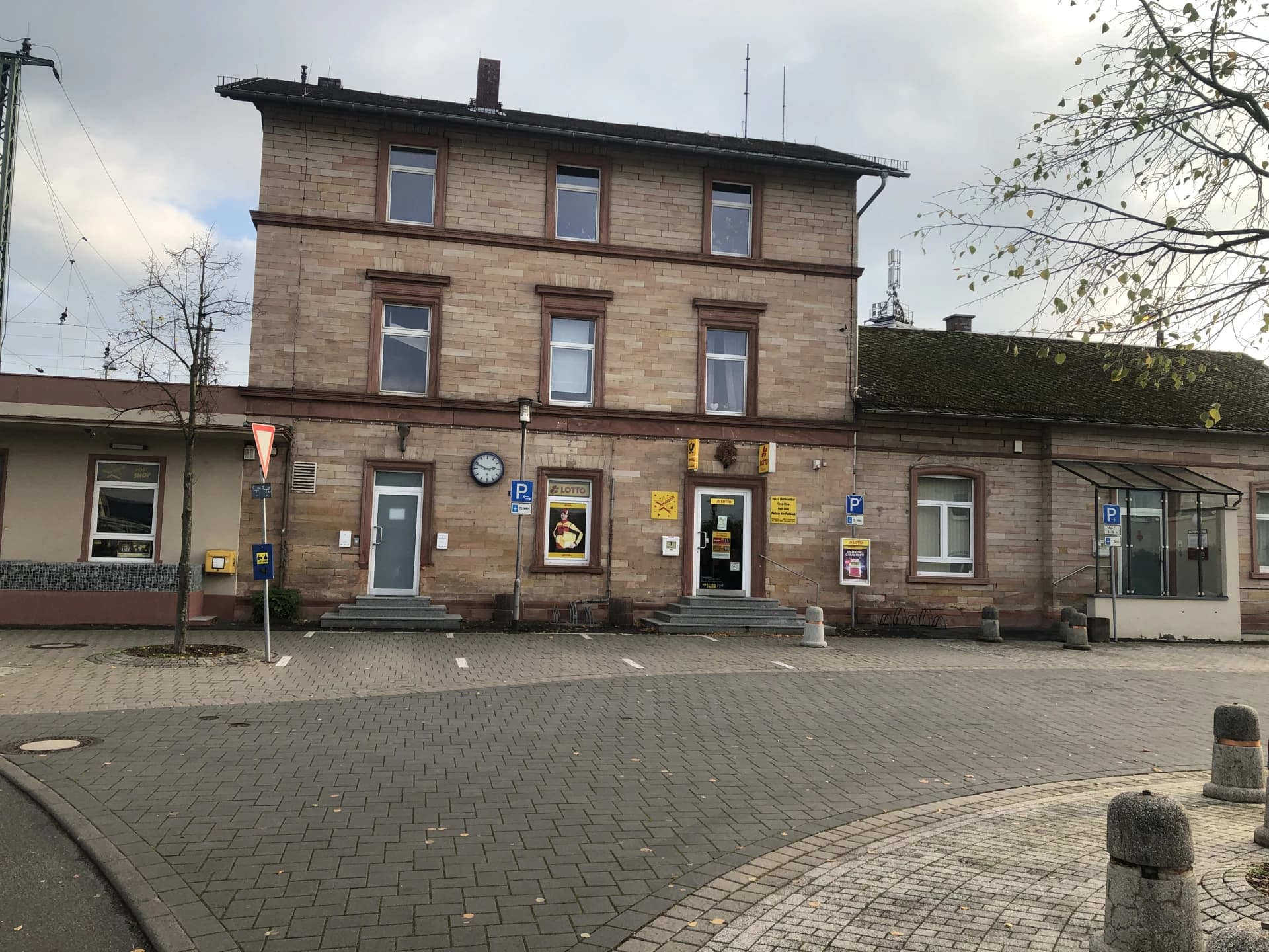 Bahnhof in Stockstadt am Main