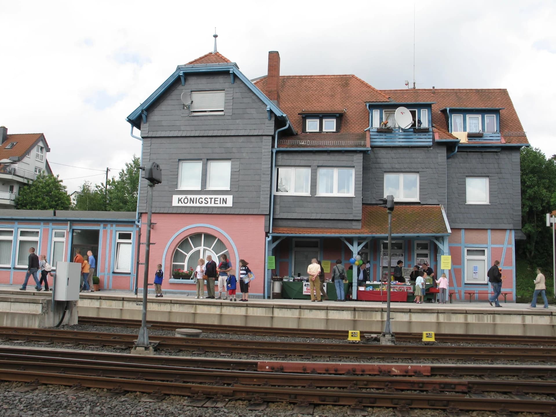 Empfangsgebäude des Bahnhofs Königstein im Taunus