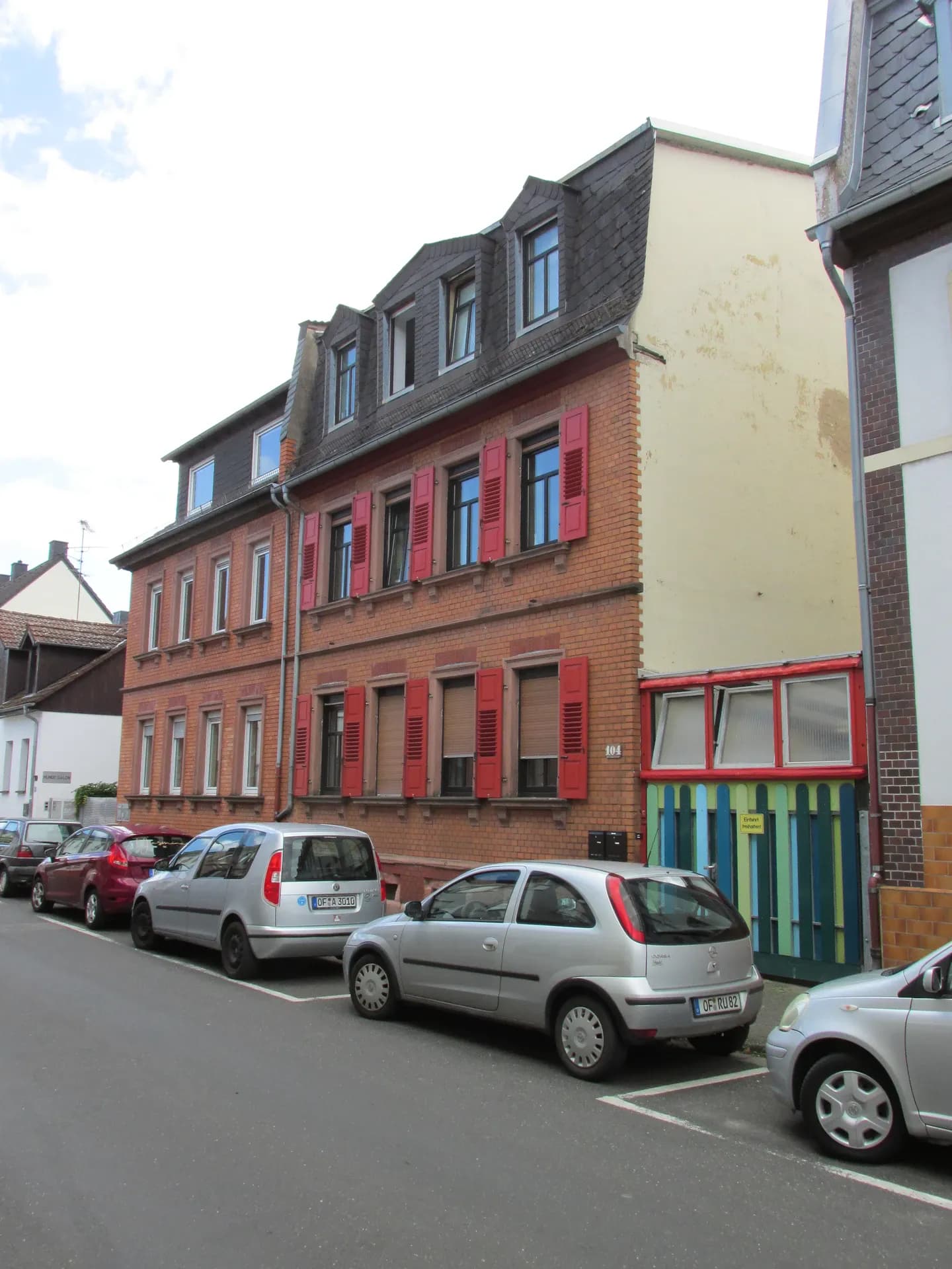 Wohnhaus Bahnhofstraße 104 in Neu-Isenburg