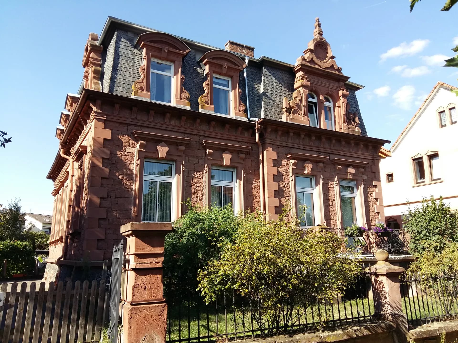 Gründerzeitvilla in der Bahnhofstraße 9 in Höchst im Odenwald