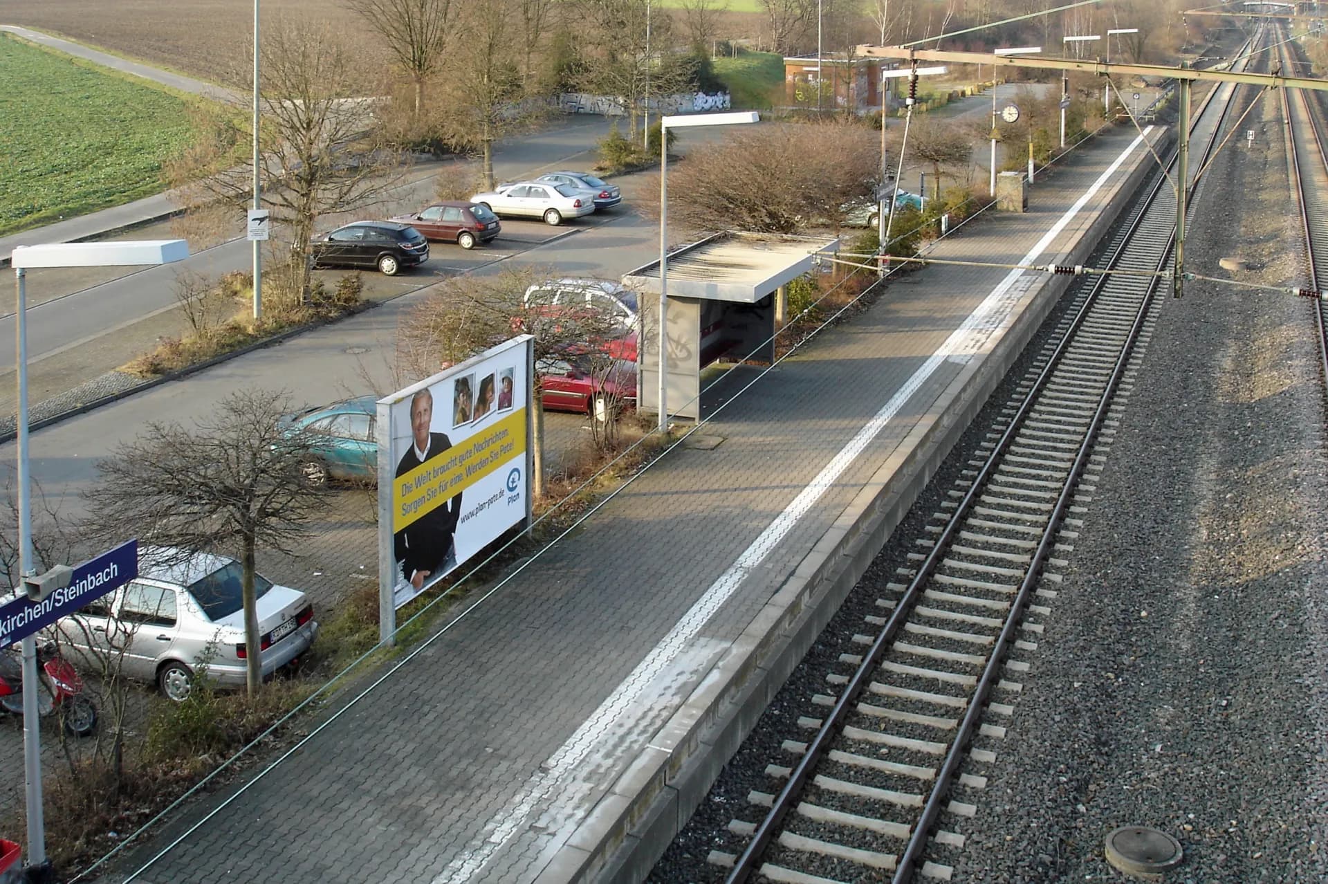 Bahnsteig der S-Bahn-Station Weißkirchen/Steinbach