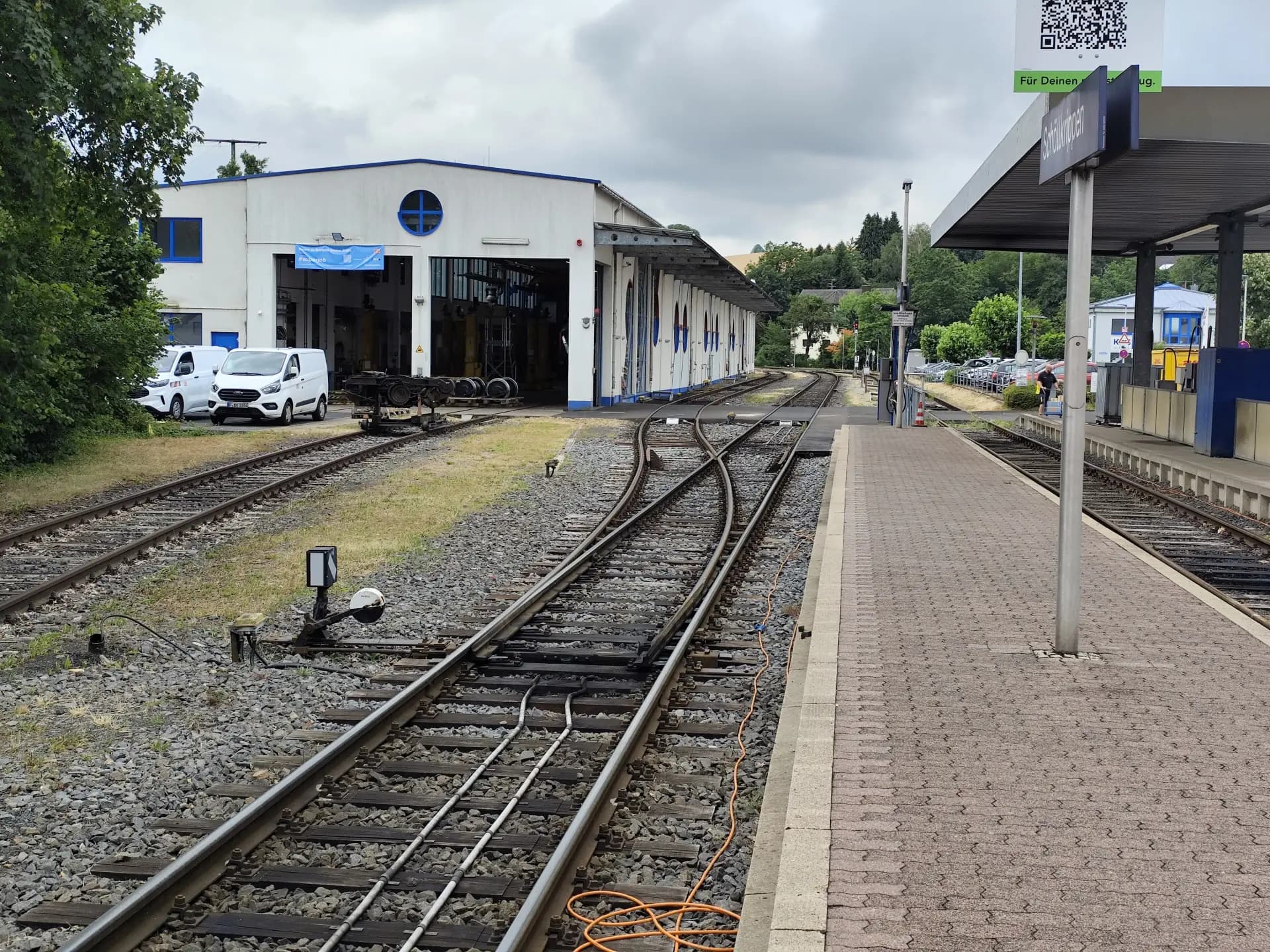Bahnsteig und Gleisanlage am Bahnhof Schöllkrippen
