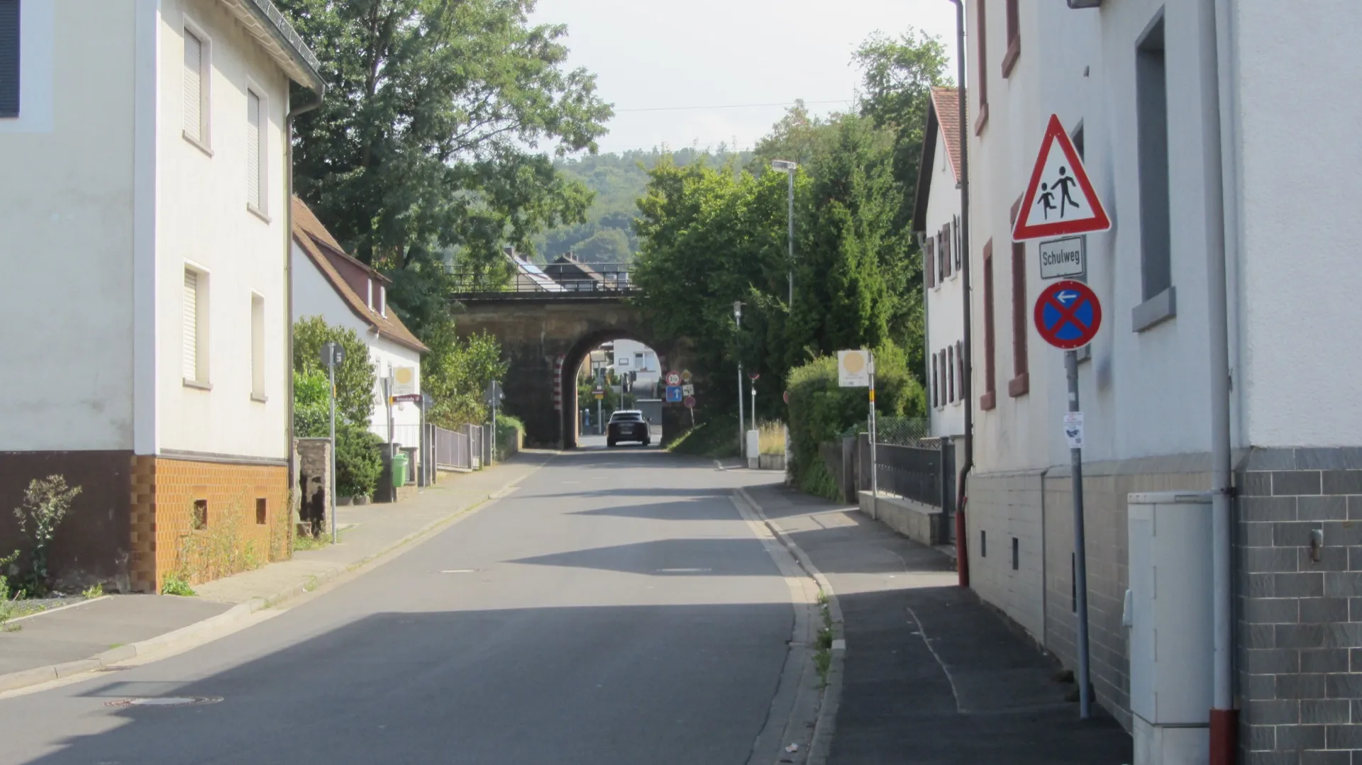 Bahnstraße 2 in Hösbach