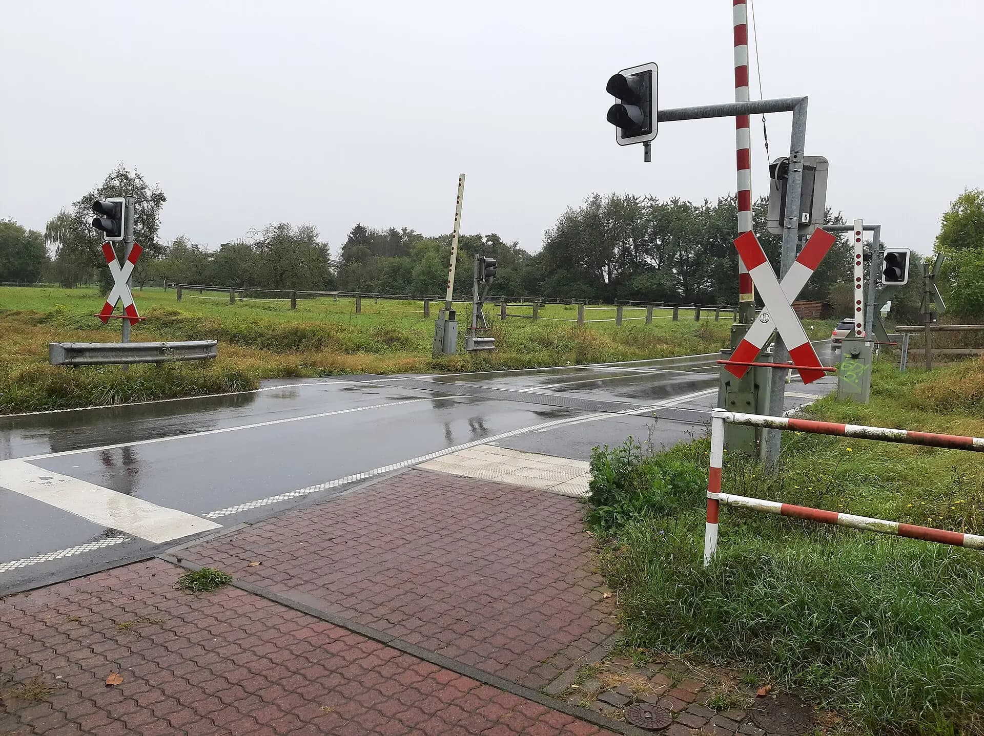 Bahnübergang an der Vilbeler Straße in Gronau