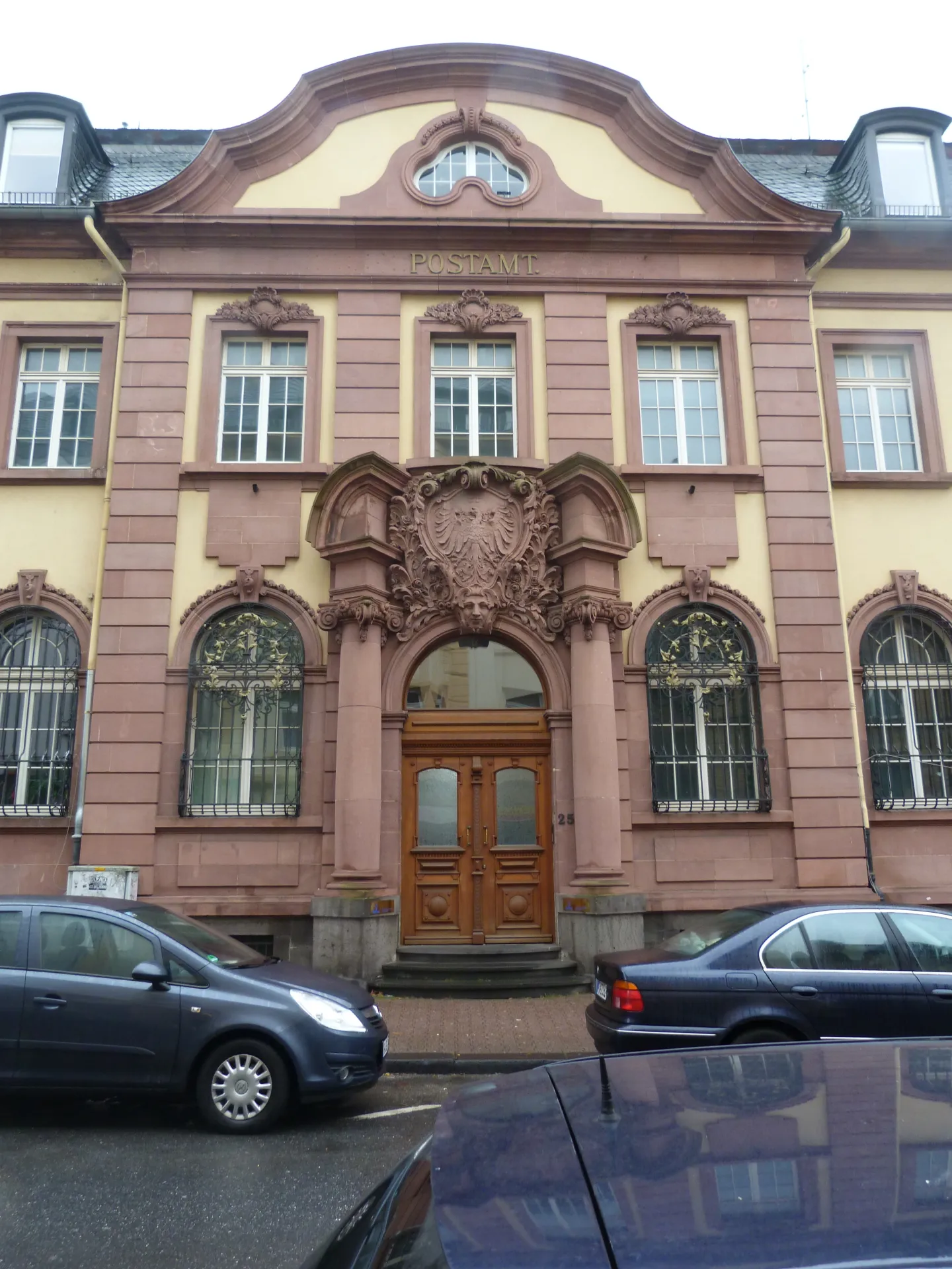Barockfassade an der Hostatostraße in Frankfurt Höchst