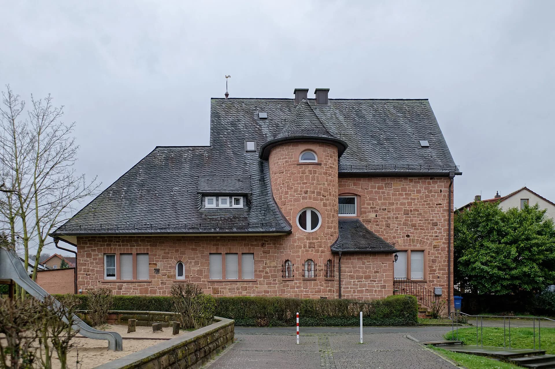 Pfarrhaus im Ortsteil Bernbach in Freigericht