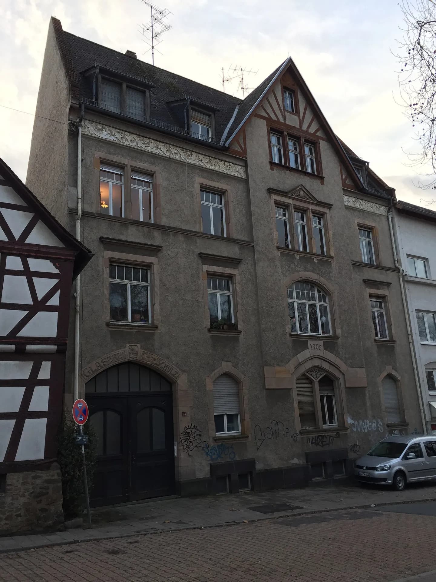 Wohn- und Geschäftshaus Bessunger Straße 74 in Darmstadt-Bessungen