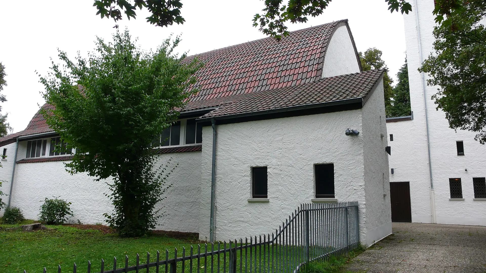 Bethanienkirche am Frankfurter Berg von Süden
