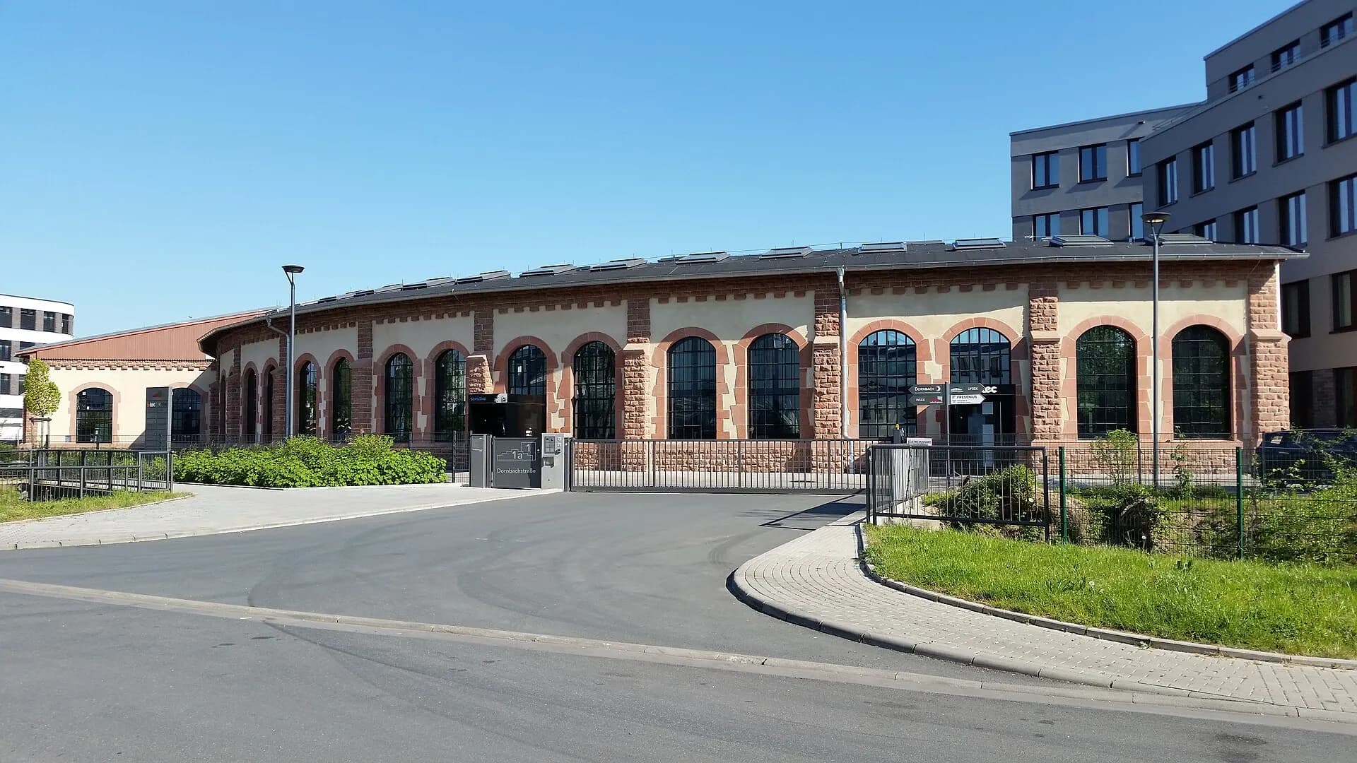 Historisches Betriebsgebäude an der Daimlerstraße in Bad Homburg-Gonzenheim