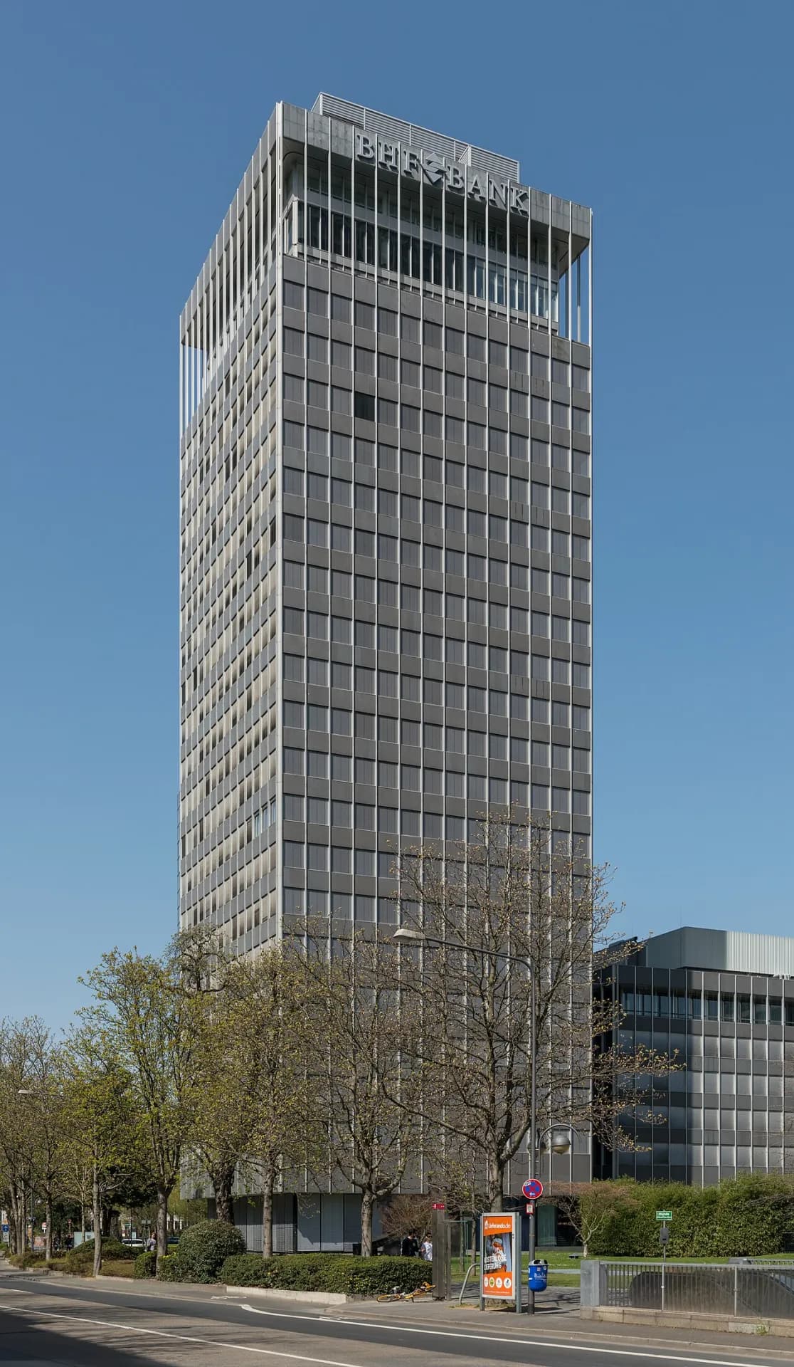 BHF-Bank-Hochhaus an der Bockenheimer Landstraße im Frankfurter Westend