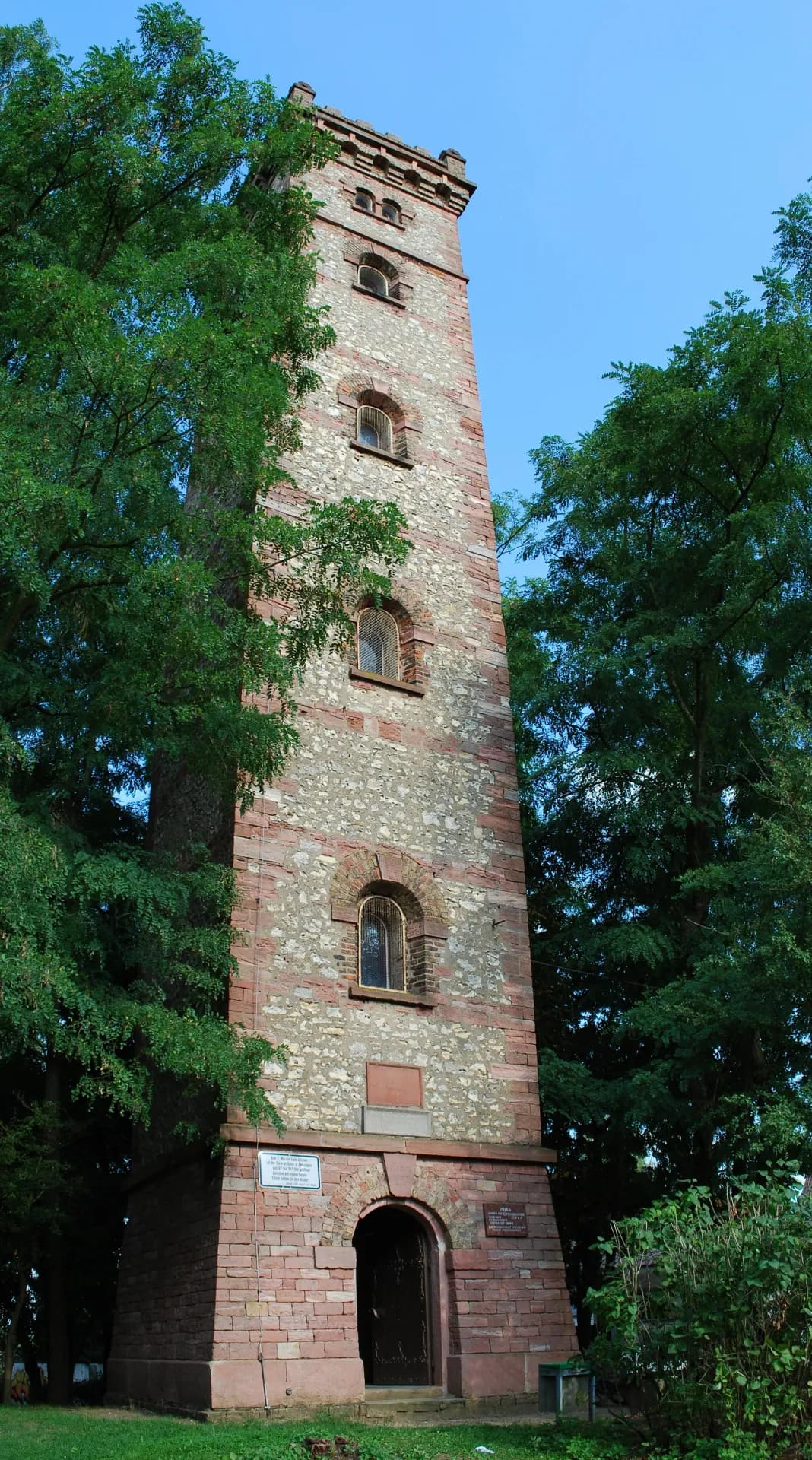 Bieberer Aussichtsturm in Offenbach-Bieber
