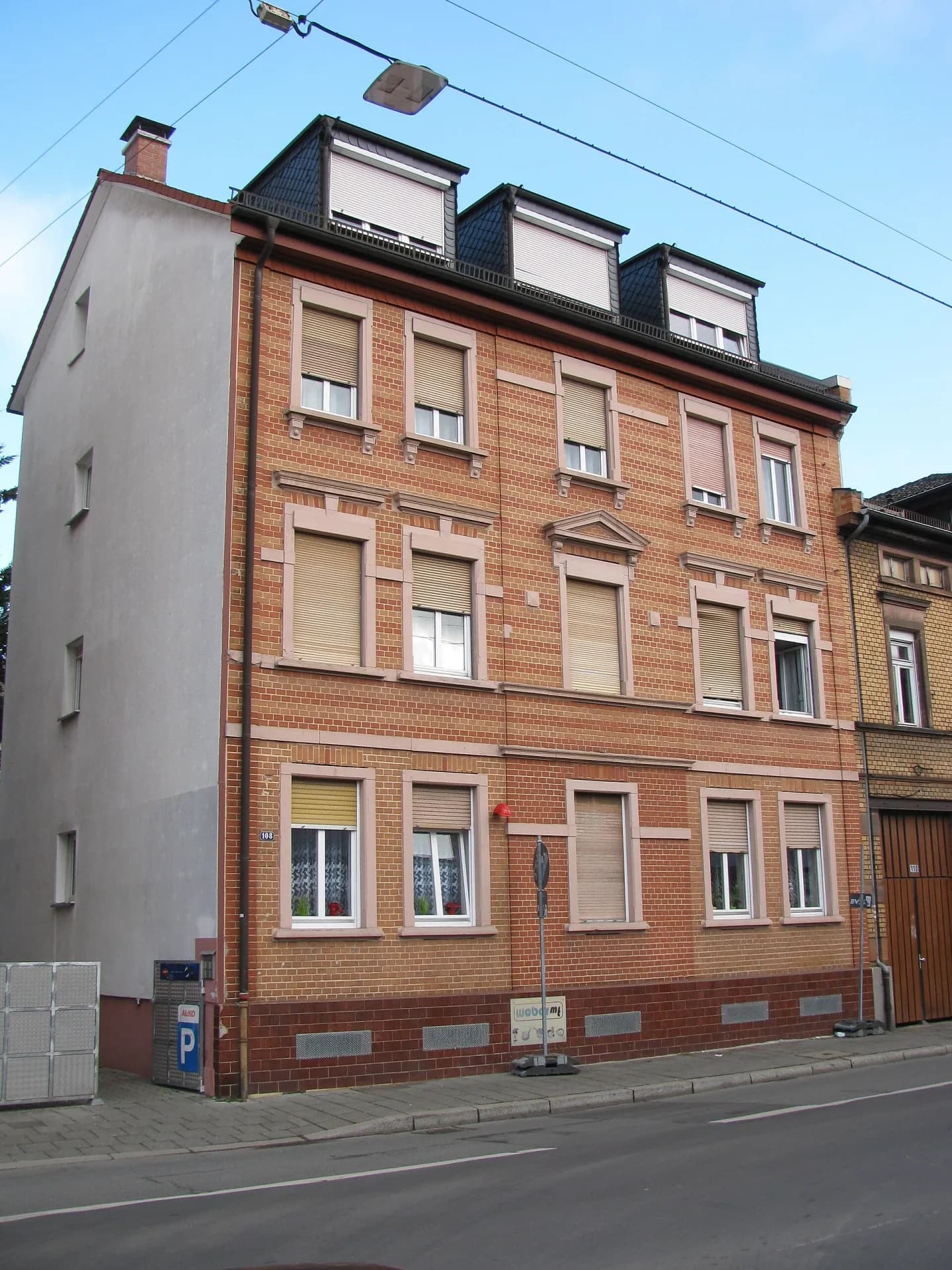 Wohnhaus Bieberer Straße 108 in Offenbach-Lindenfeld