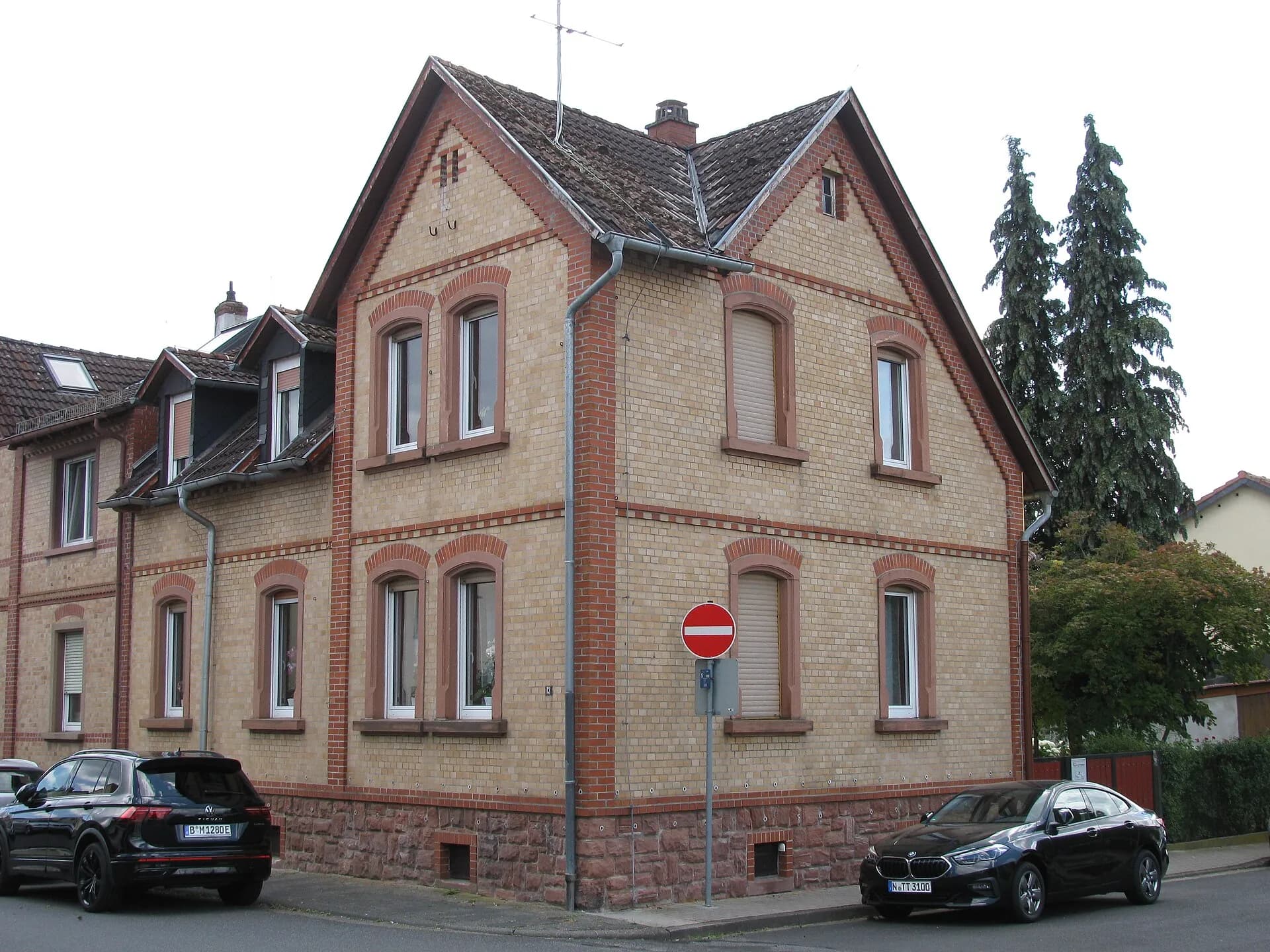 Backsteinhaus Berger Straße 13 in Maintal-Bischofsheim