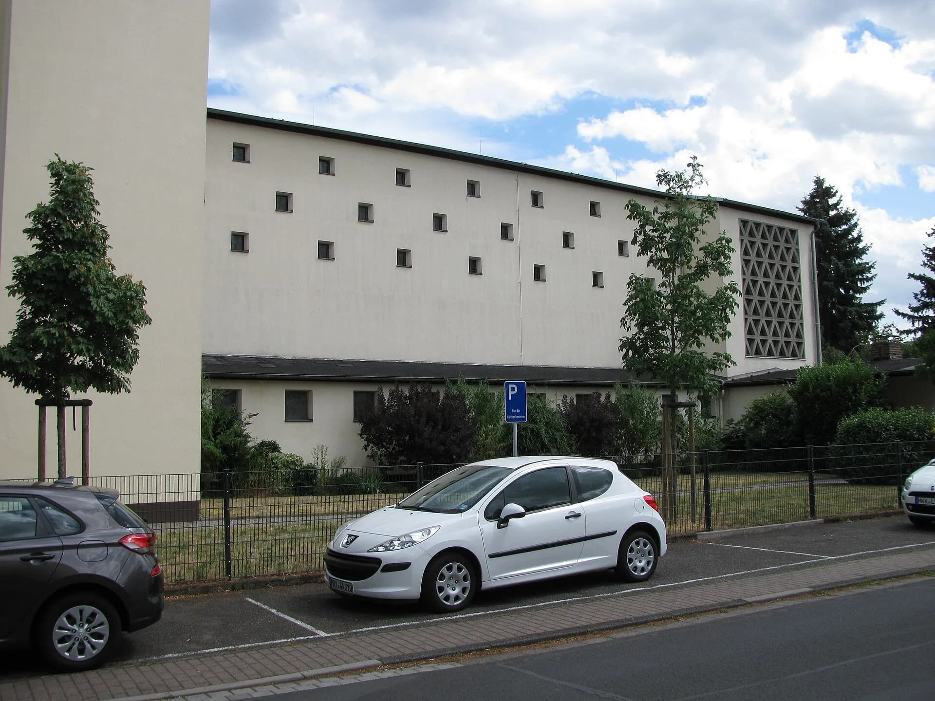 St. Theresia an der Schlesischen Straße in Maintal-Bischofsheim