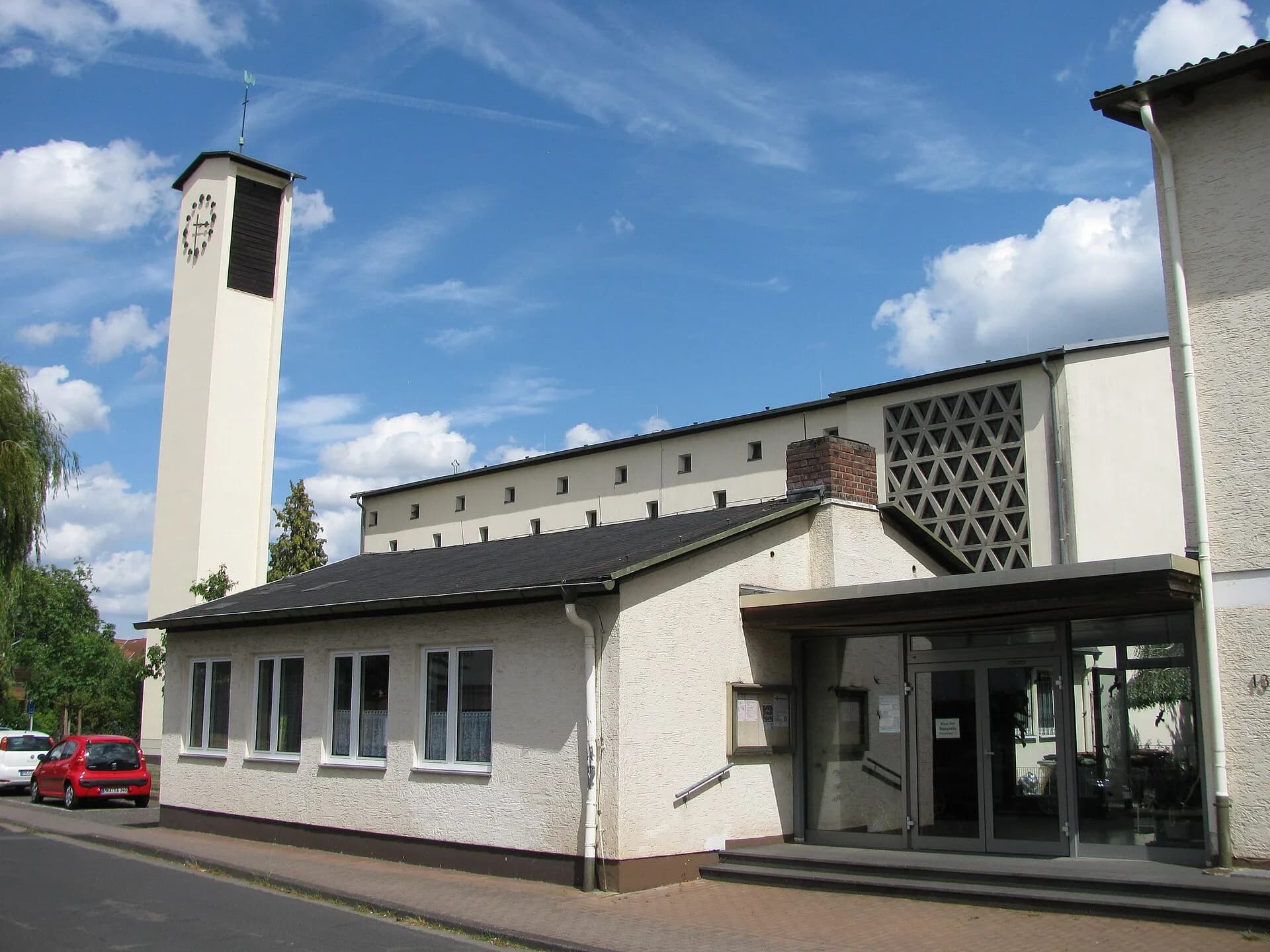 Katholische Kirche St. Theresia in Maintal-Bischofsheim