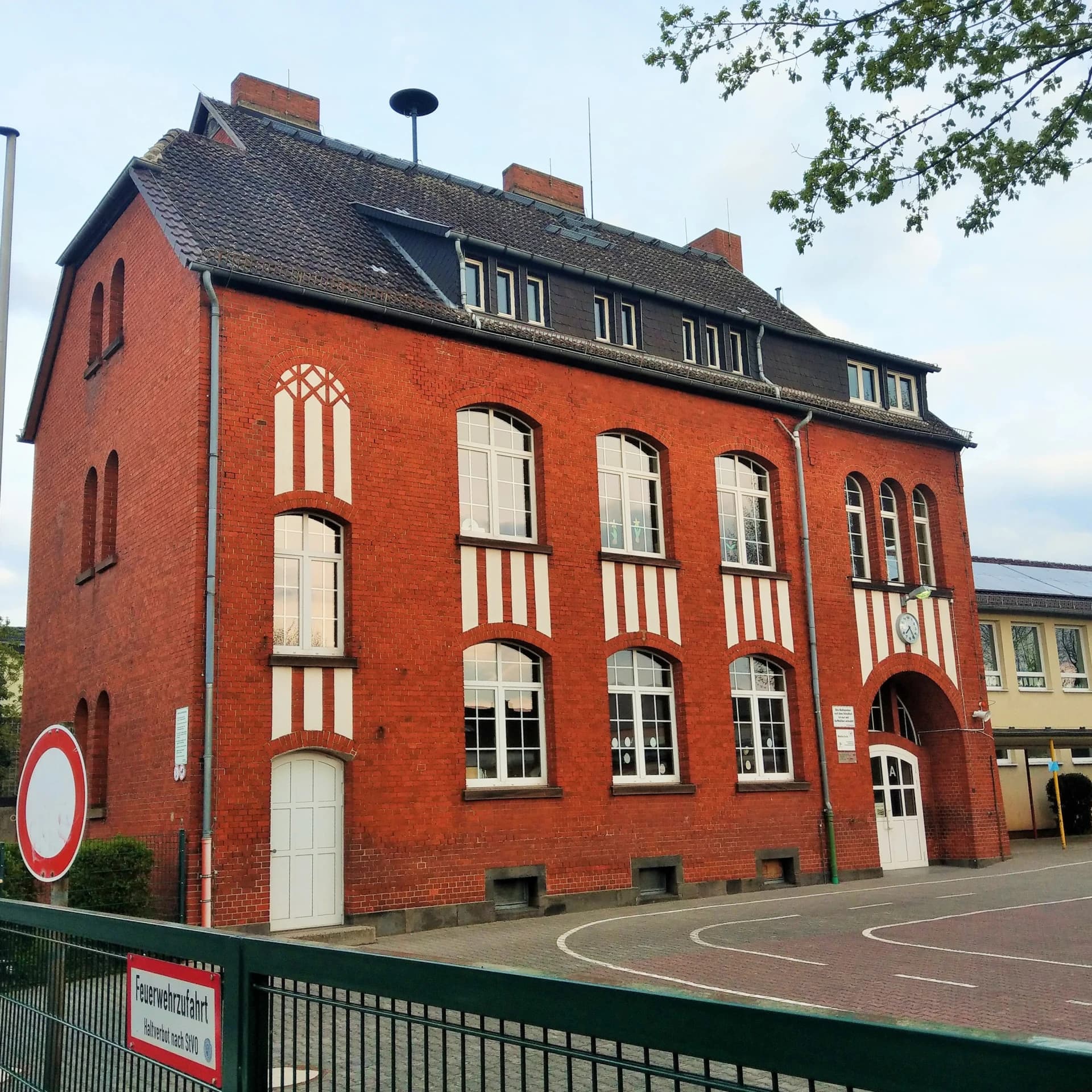 Waldschule an der Waldstraße in Maintal-Bischofsheim