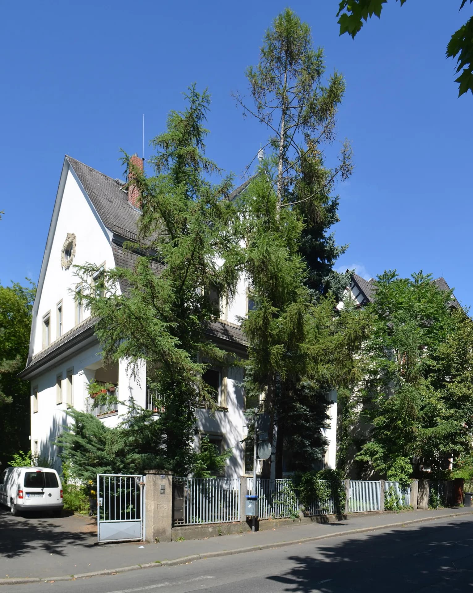 Wohnhaus Bismarckstraße 211 in Offenbach-Westend