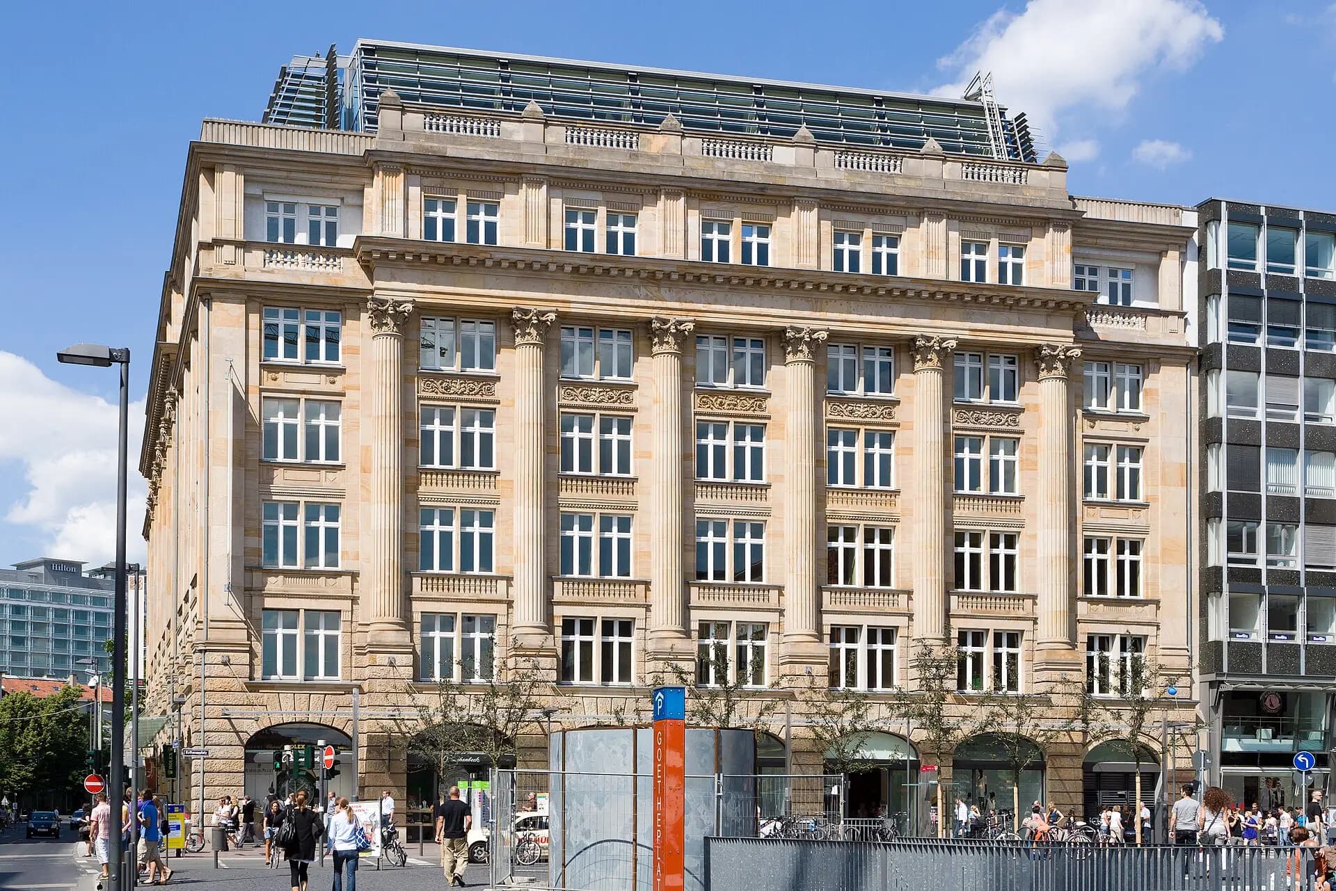 Eckhaus an der Börsenstraße in der Frankfurter Innenstadt