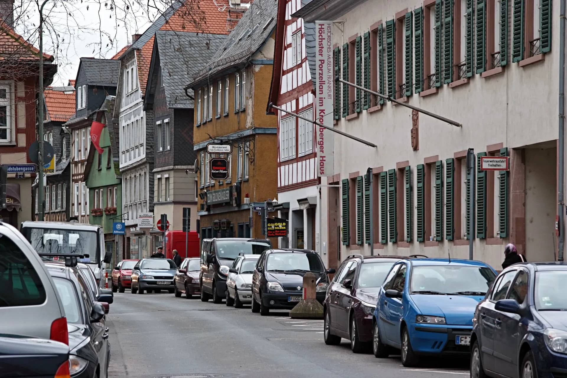 Bolongarostraße in Frankfurt Höchst