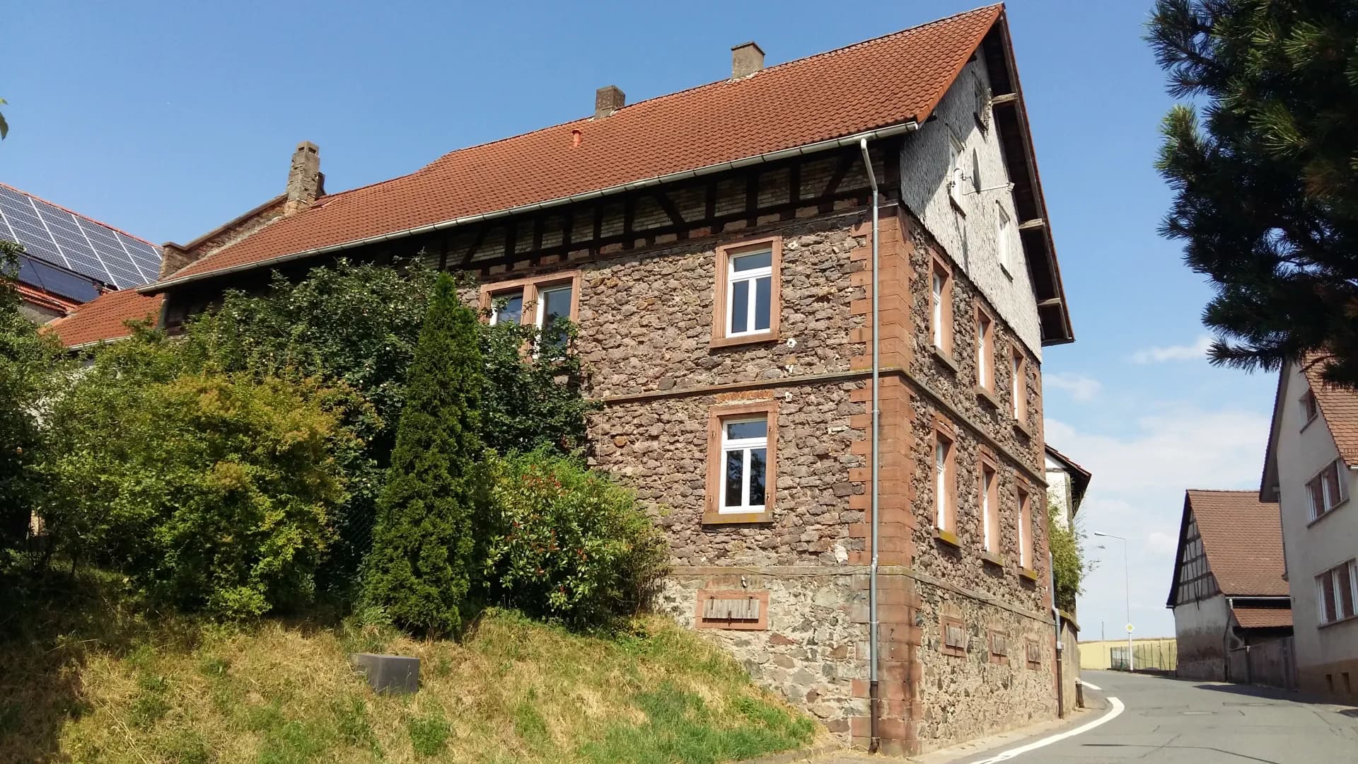 Bruchsteinhaus an der Jägergasse in Ober-Ramstadt-Modau